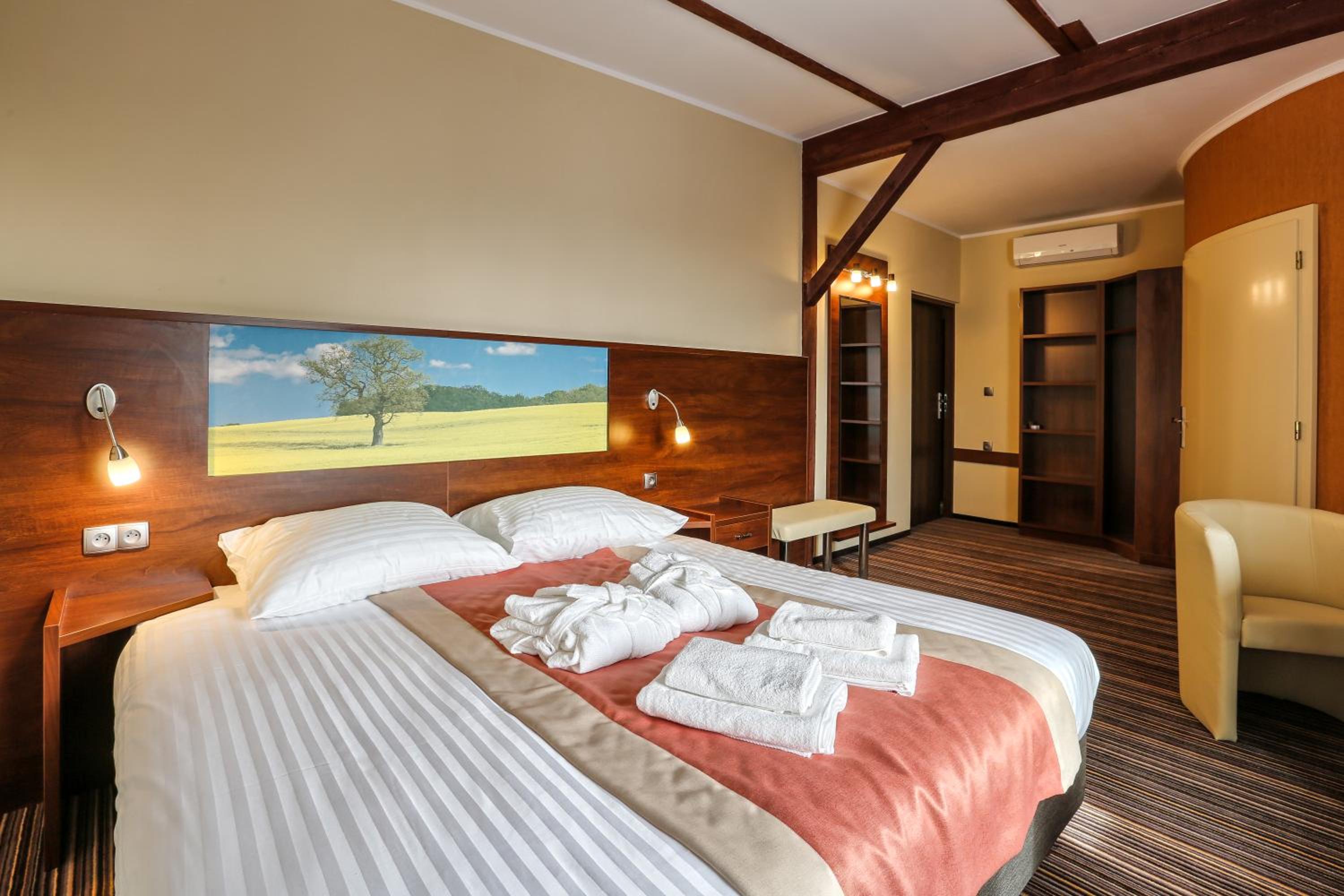 Standard Double Room - Photo 2