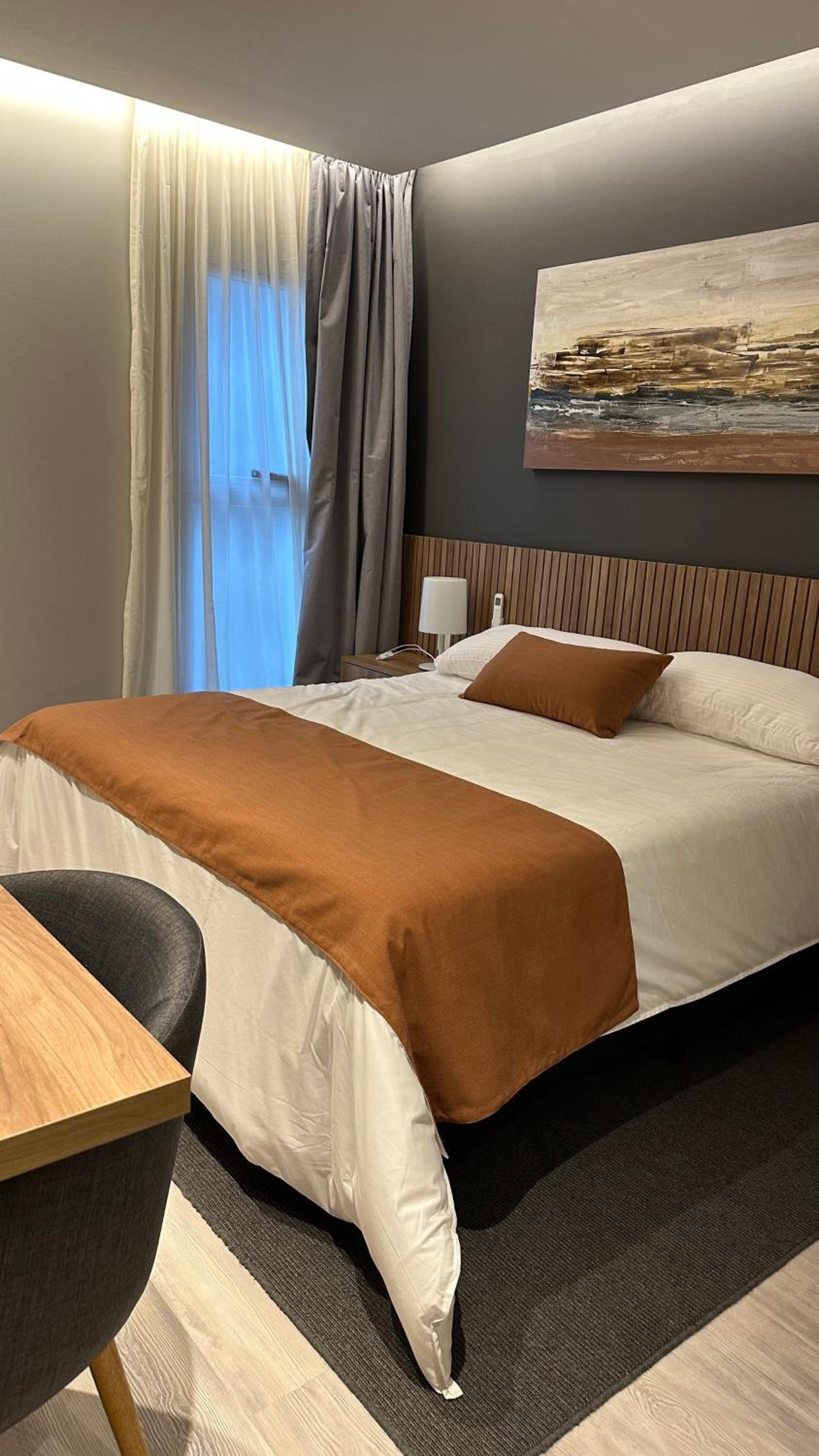 Deluxe Queen Room photo 1
