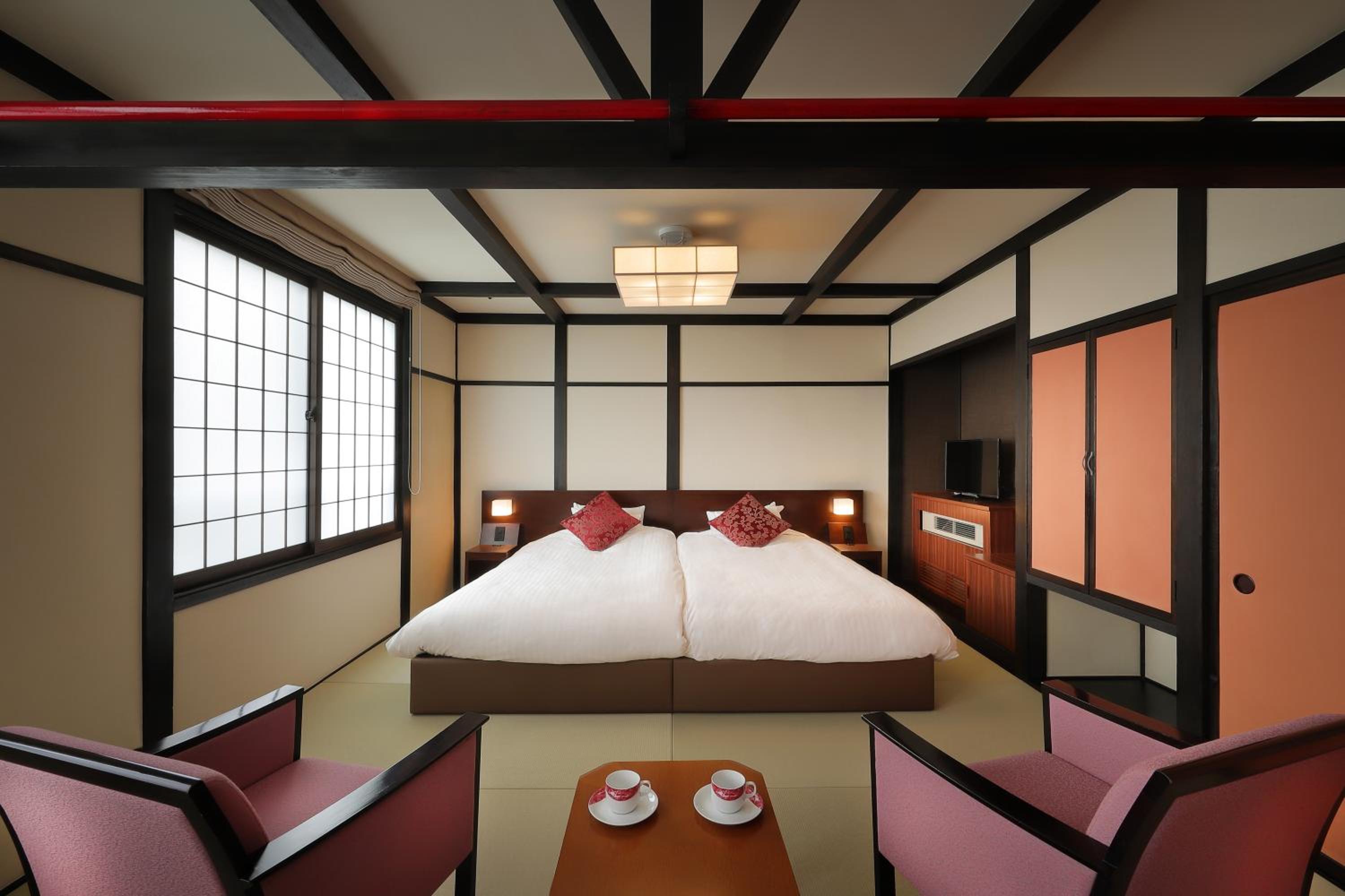 Twin Room - Photo 1