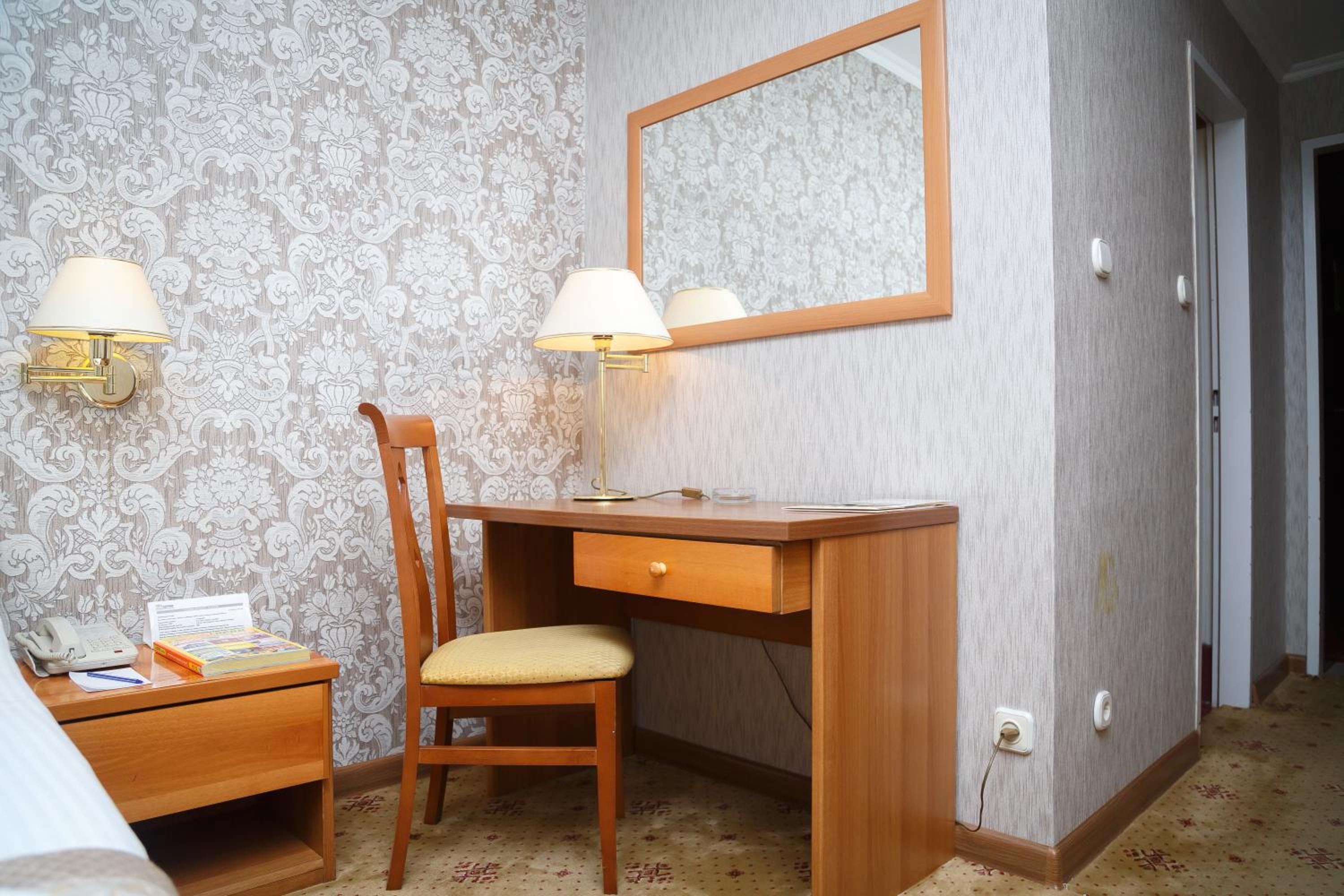 Standard Double Room - Photo 4