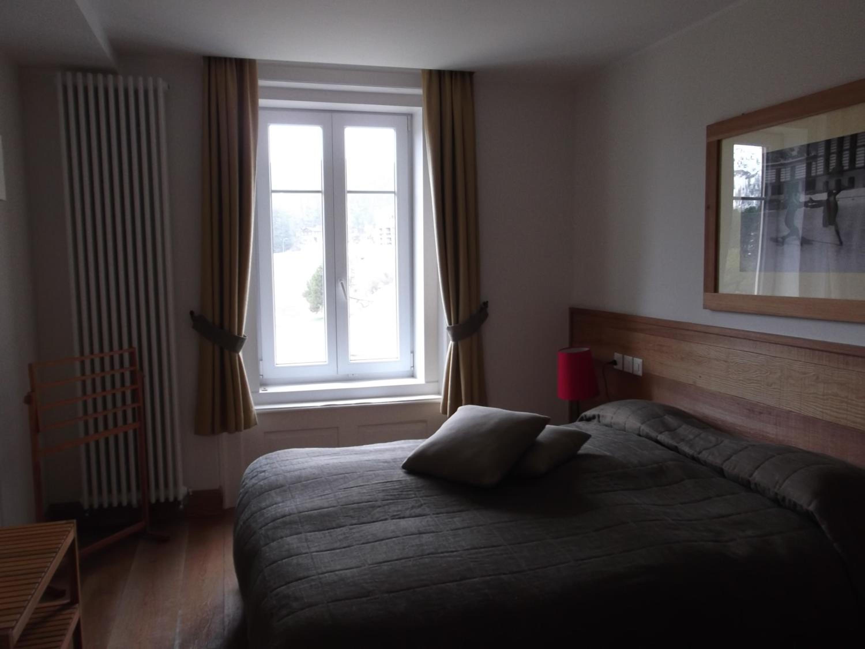 Three-Bedroom Apartment - Annex photo 2