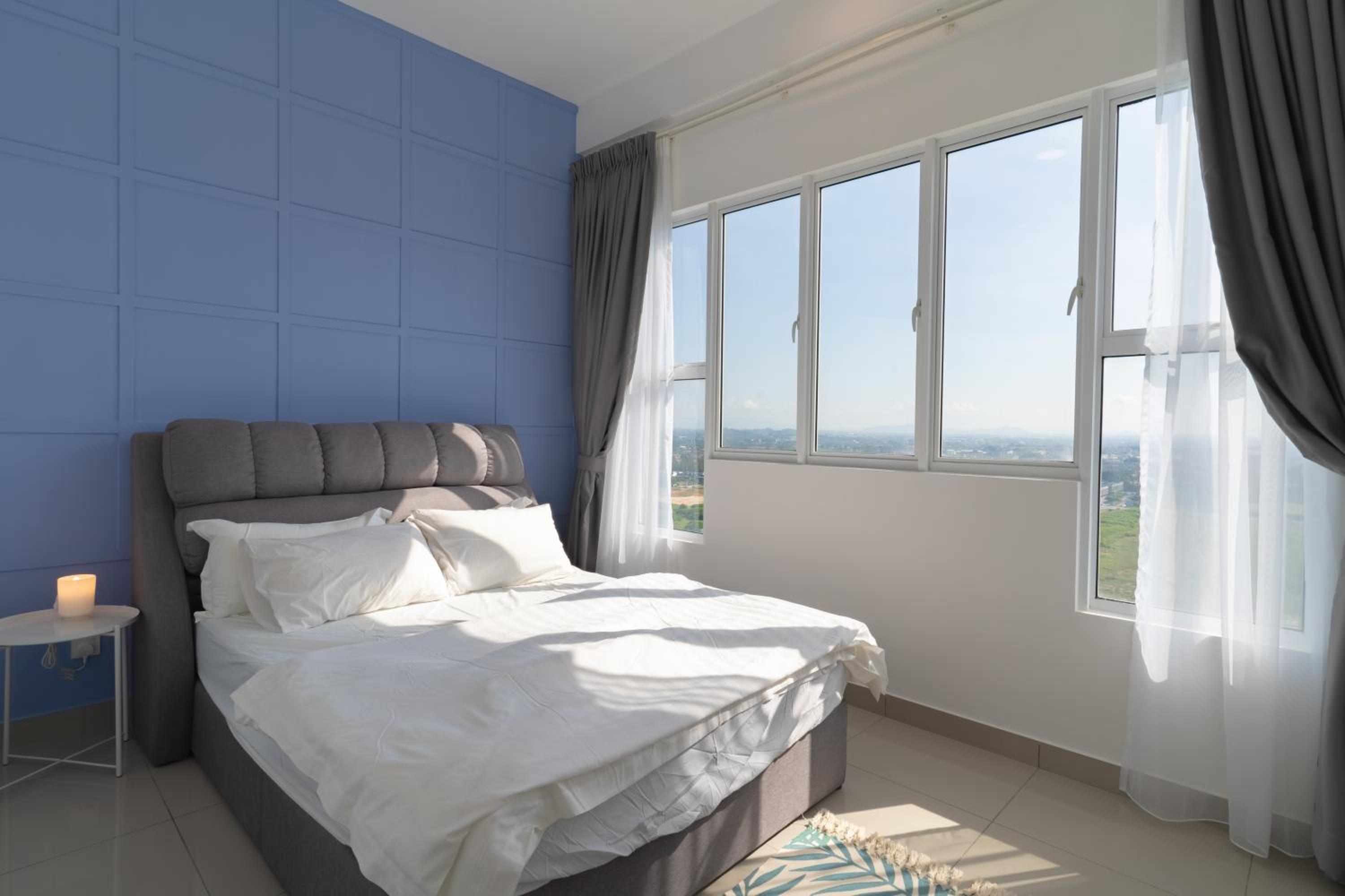 Two-Bedroom Suite - Photo 21