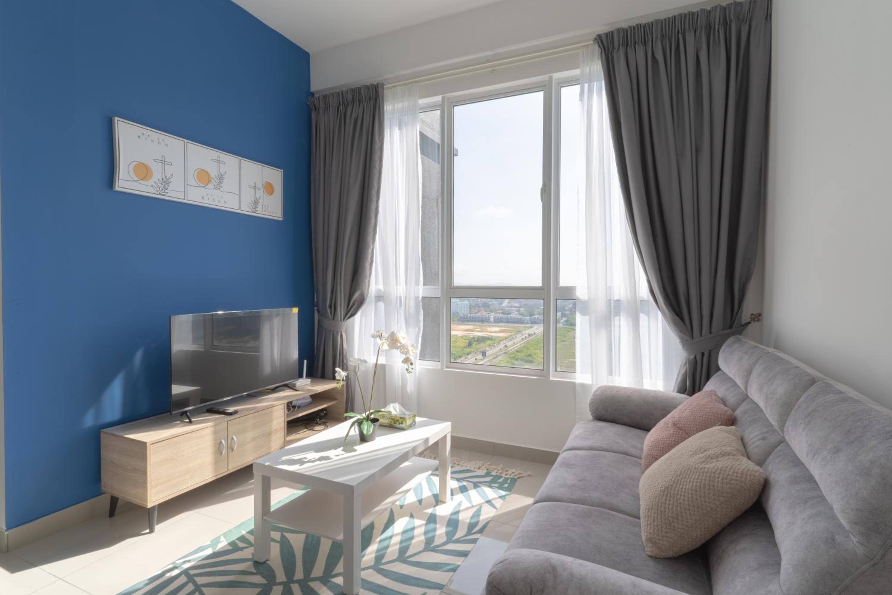 Two-Bedroom Suite - Photo 23
