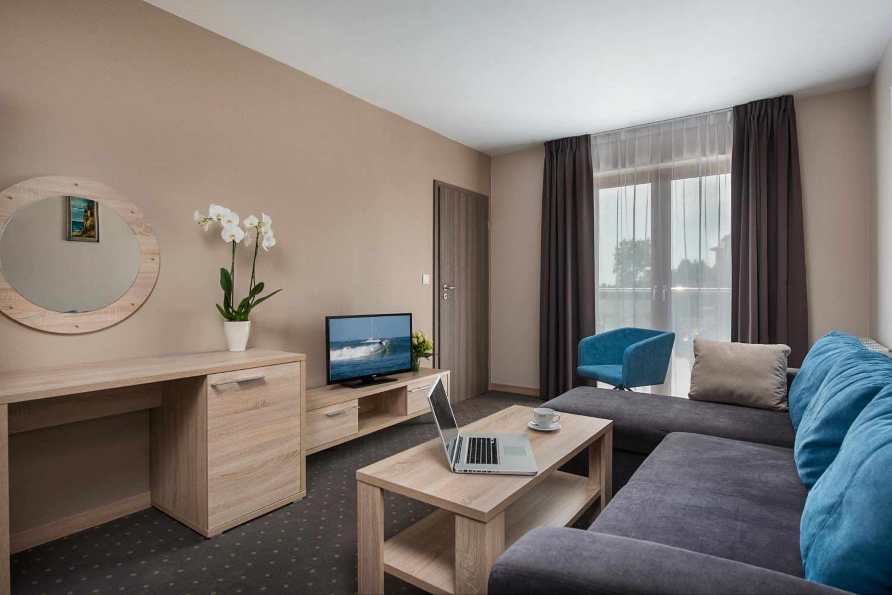 One-Bedroom Suite photo 1