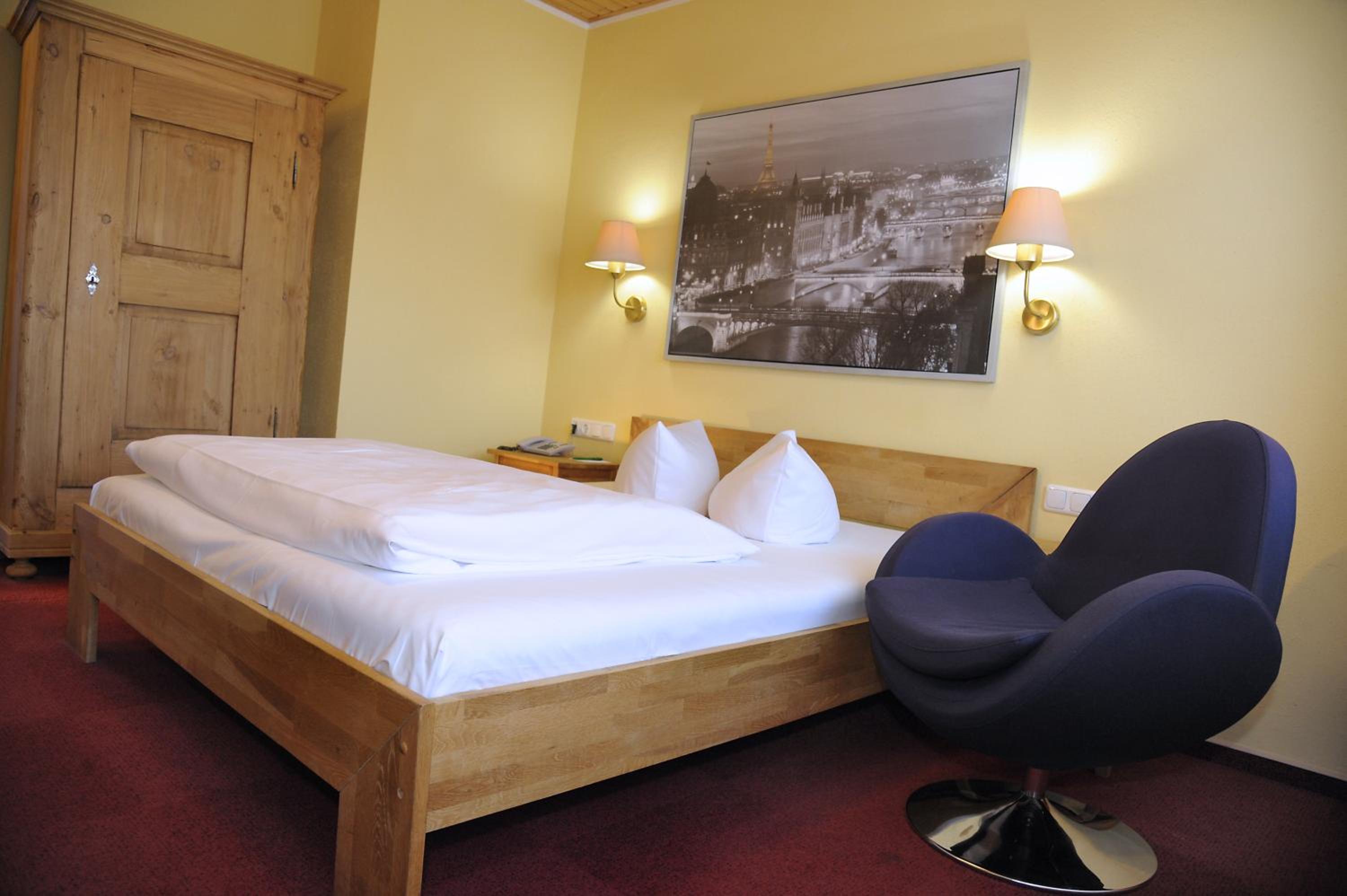 Standard Double Room - Photo 1