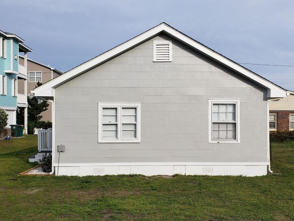 Two-Bedroom House photo 2
