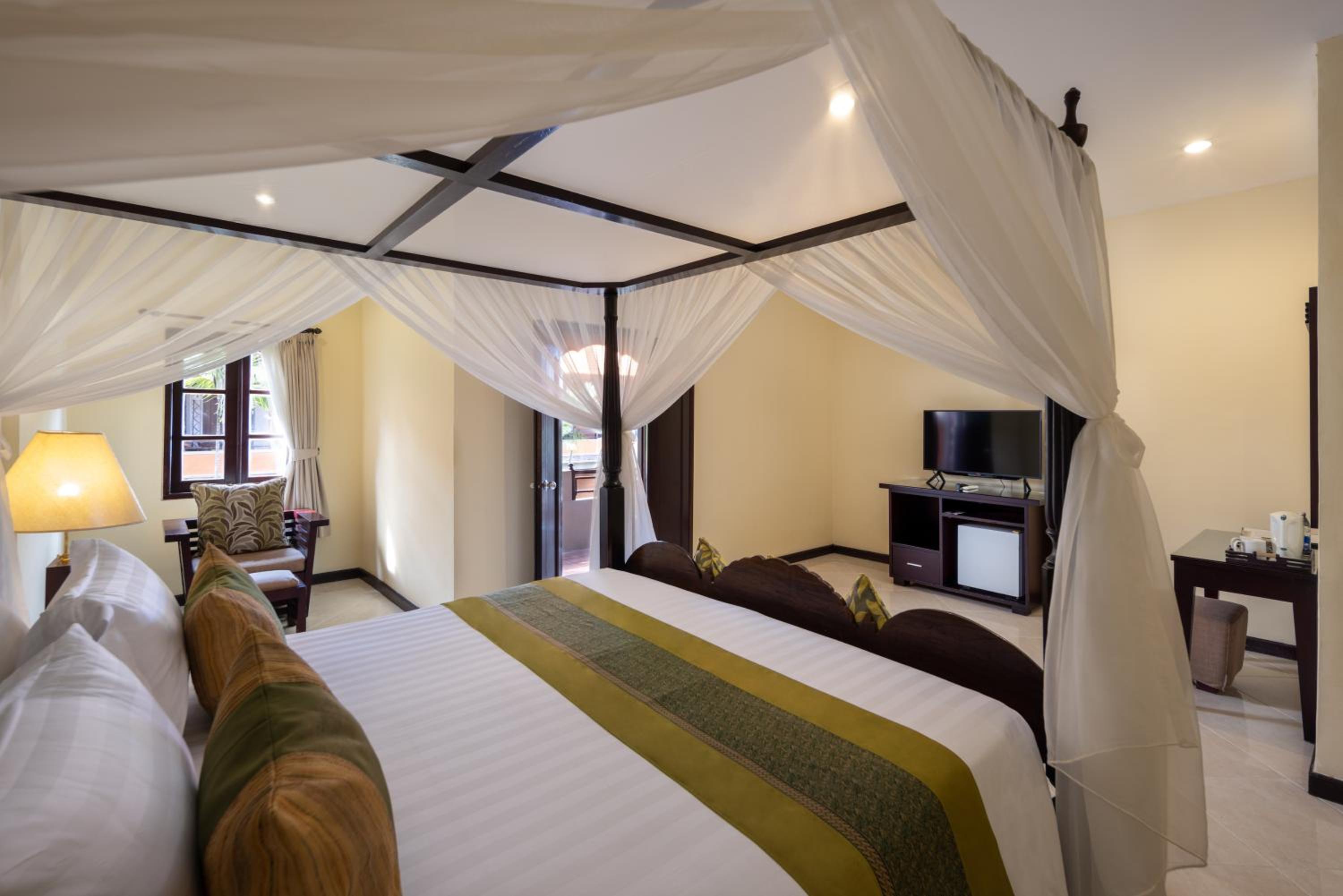 Deluxe Double or Twin Room - Photo 2