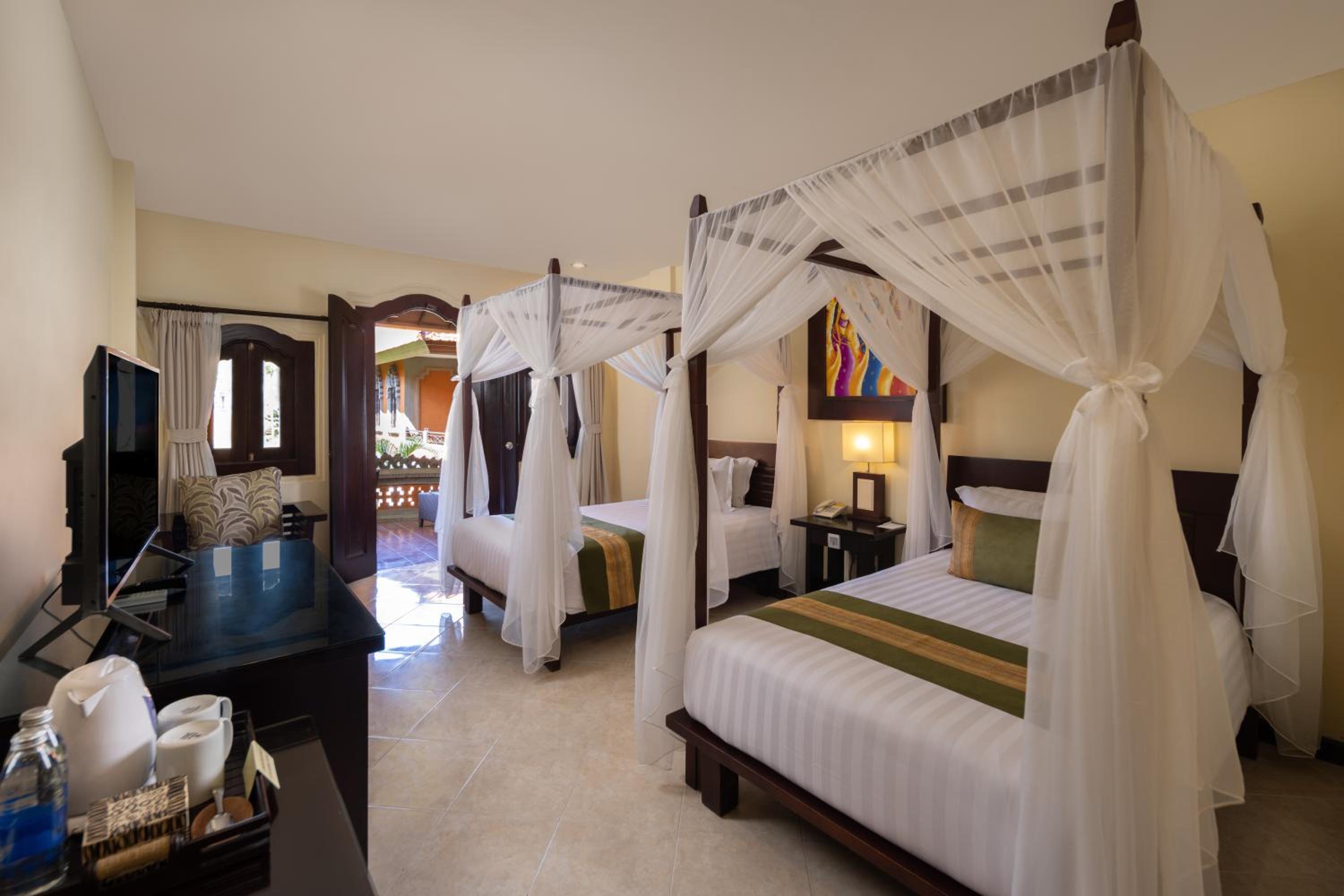Deluxe Double or Twin Room - Photo 10