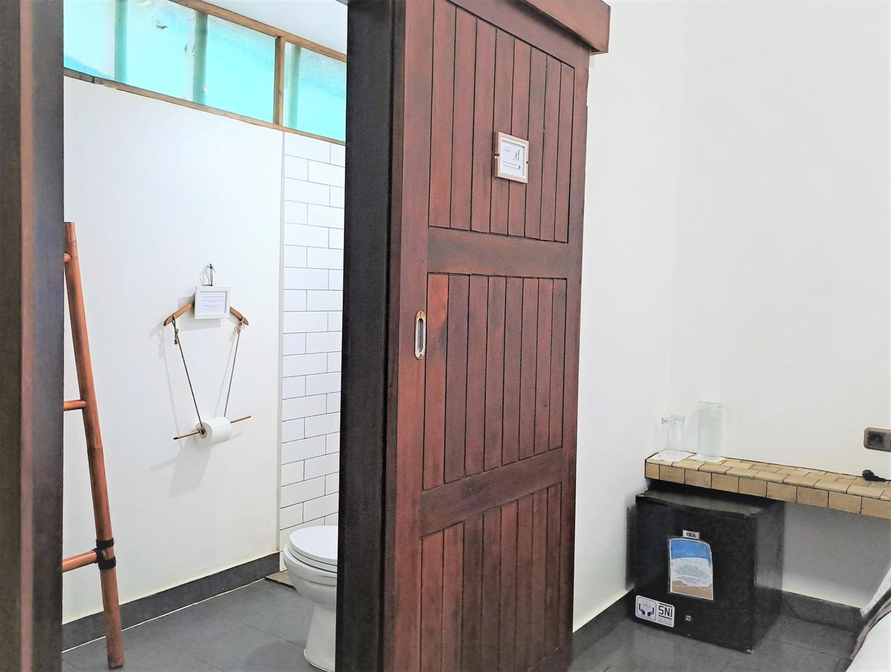 Boutique Room - Photo 21