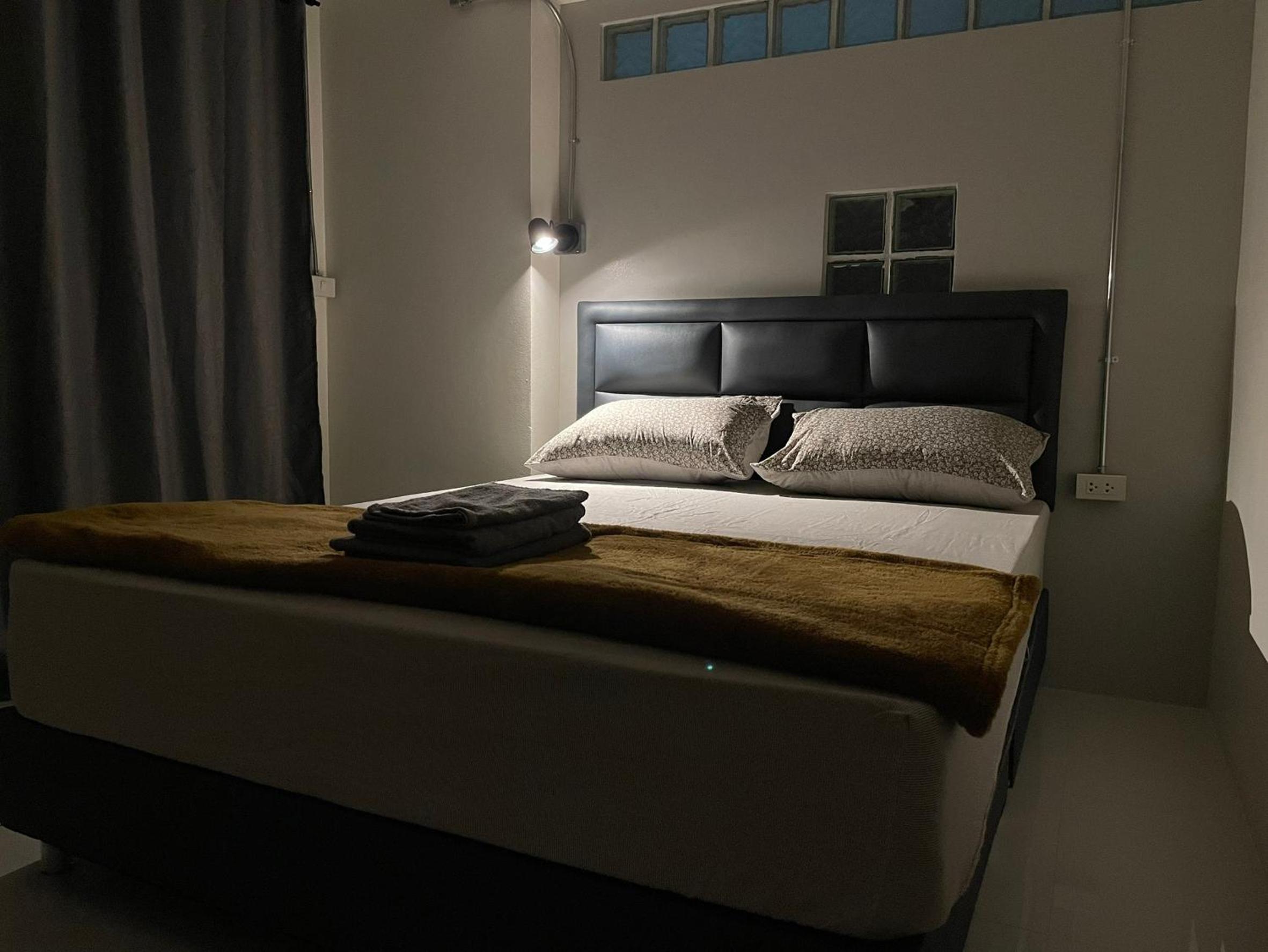 Standard Double Room With Shared Bathroom photo 1