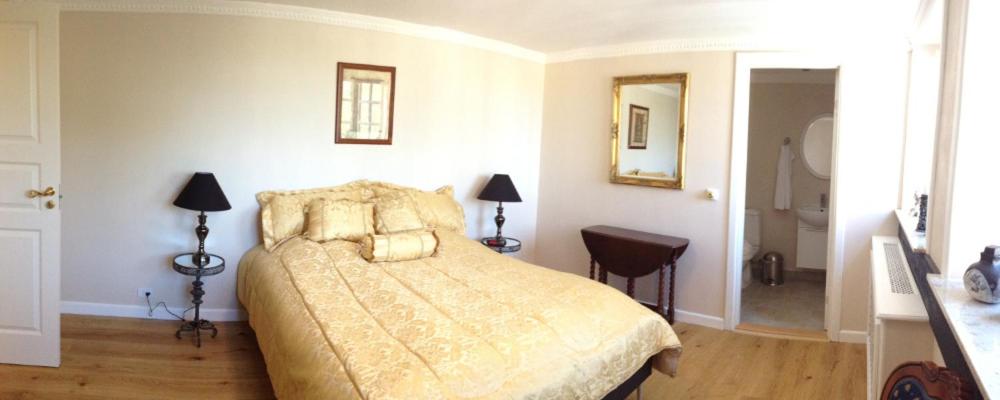 Deluxe Double Room with Shower photo 2