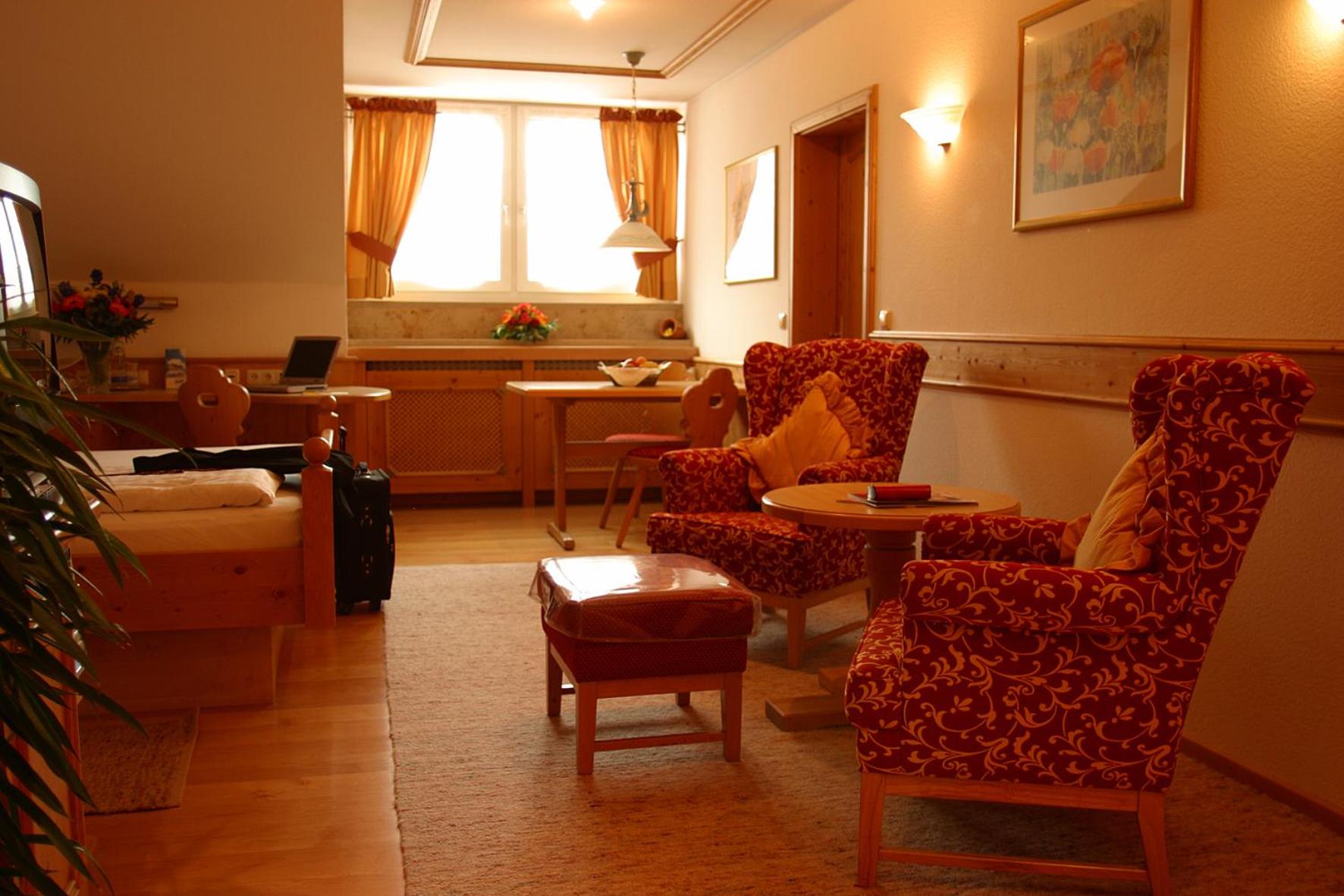Deluxe Double Room - Photo 1