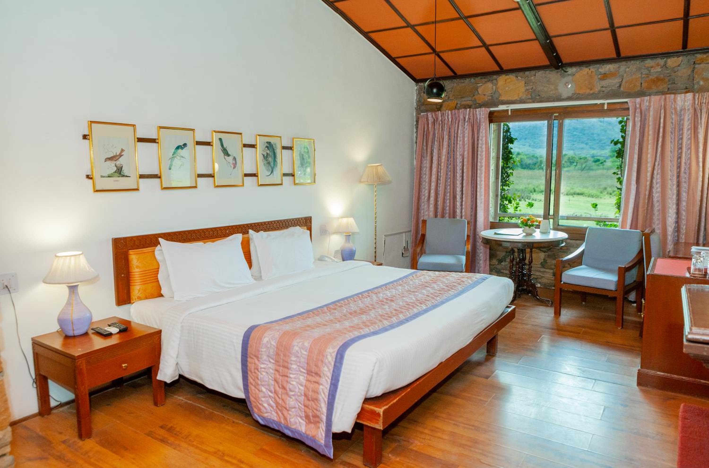 Deluxe Room Lake Facing