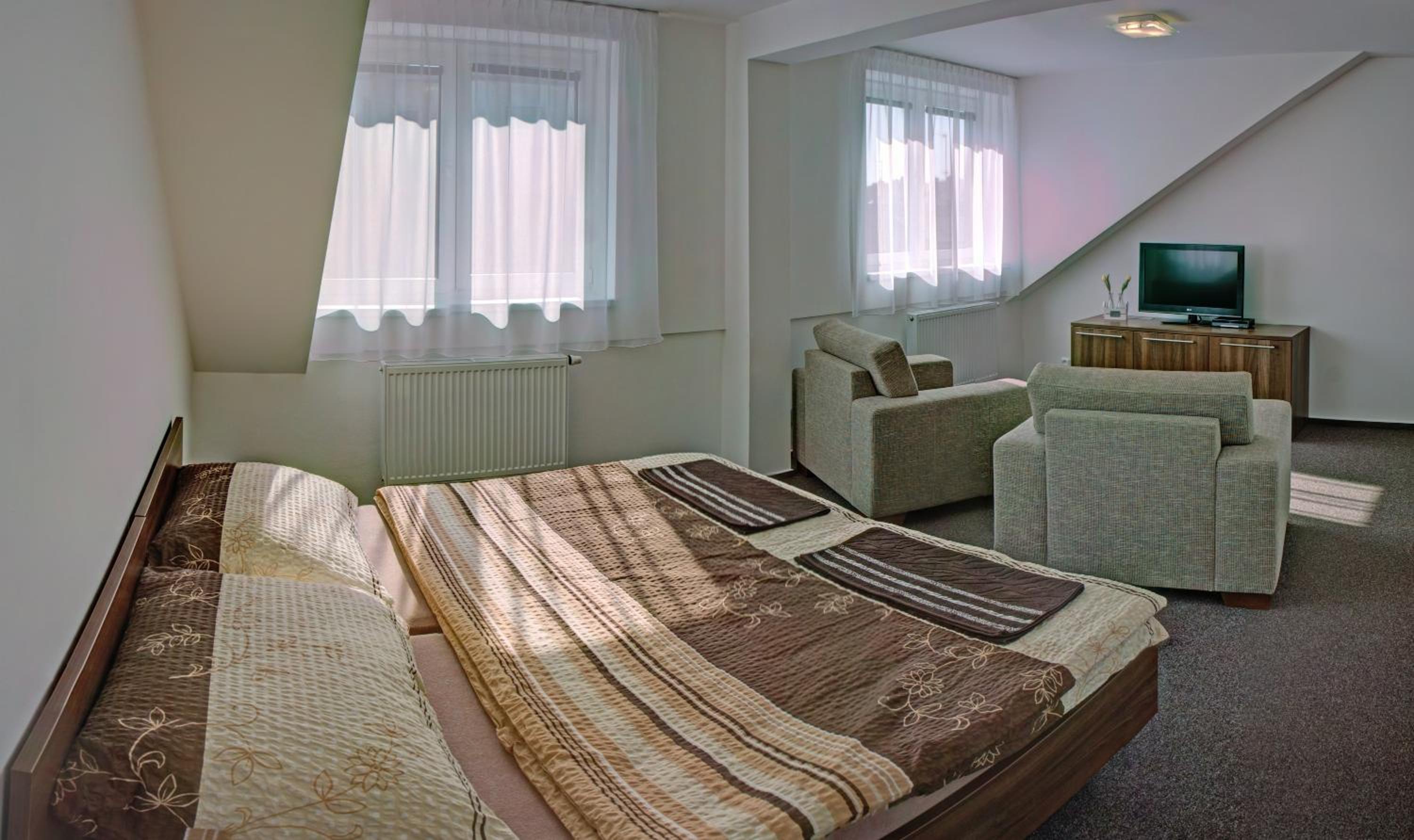 Double Room with Private Bathroom photo 1