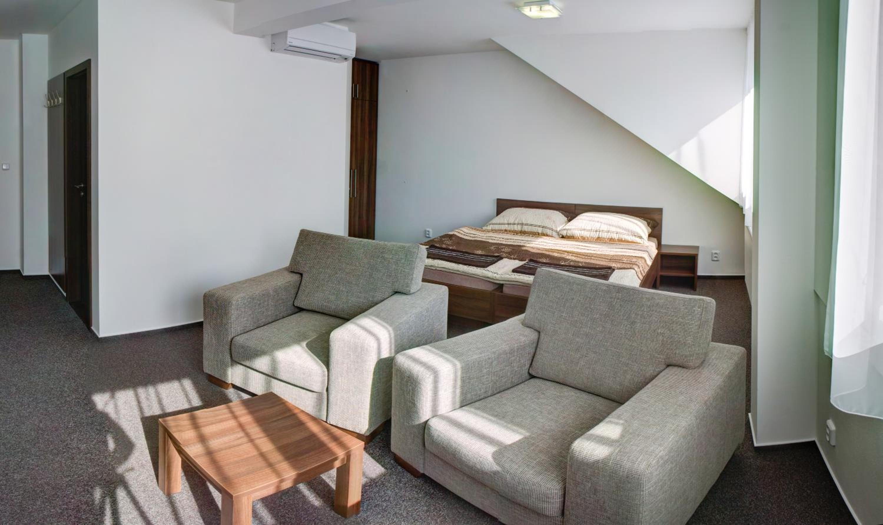 Double Room with Private Bathroom photo 3