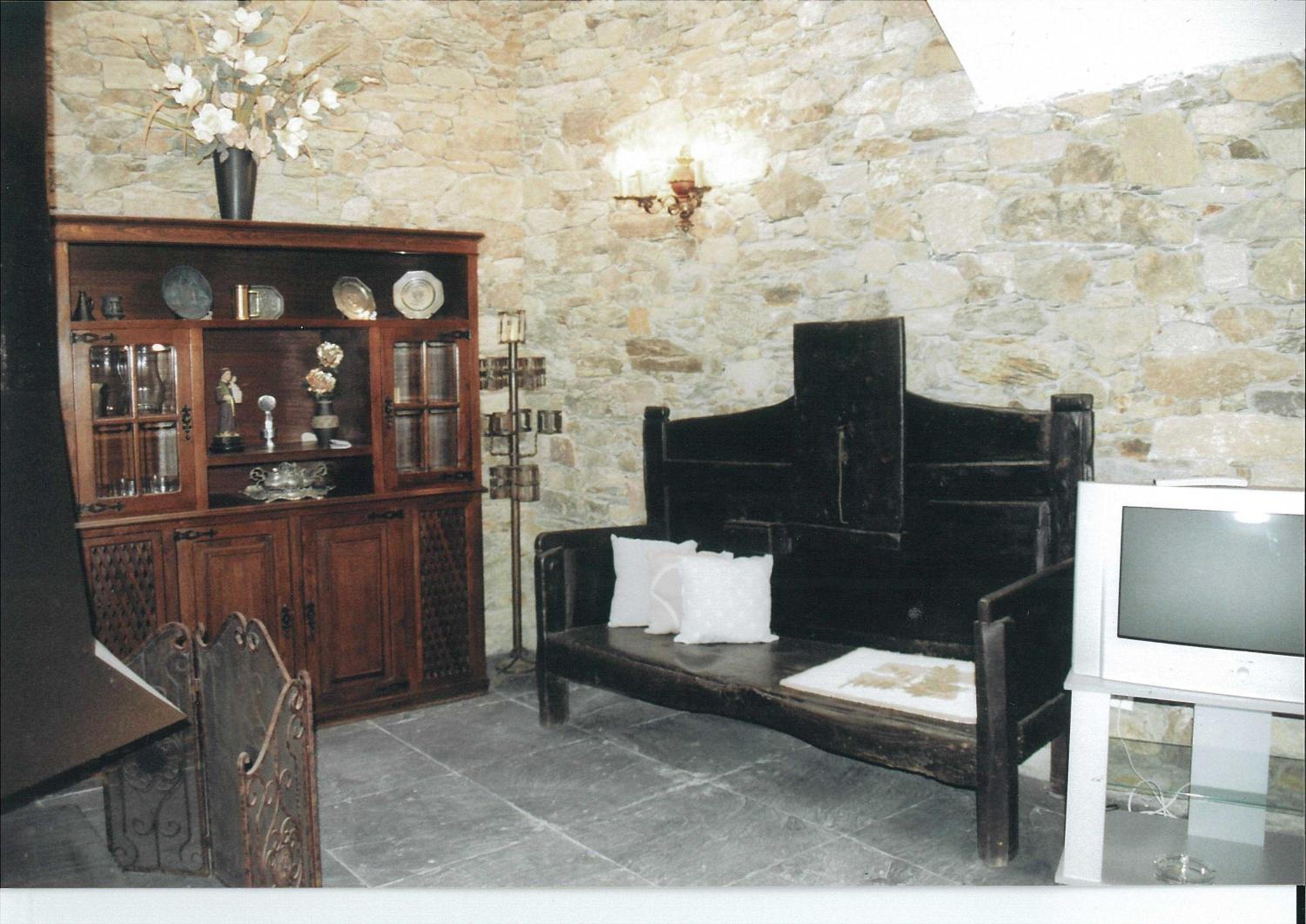 Double Room with Private Bathroom photo 1