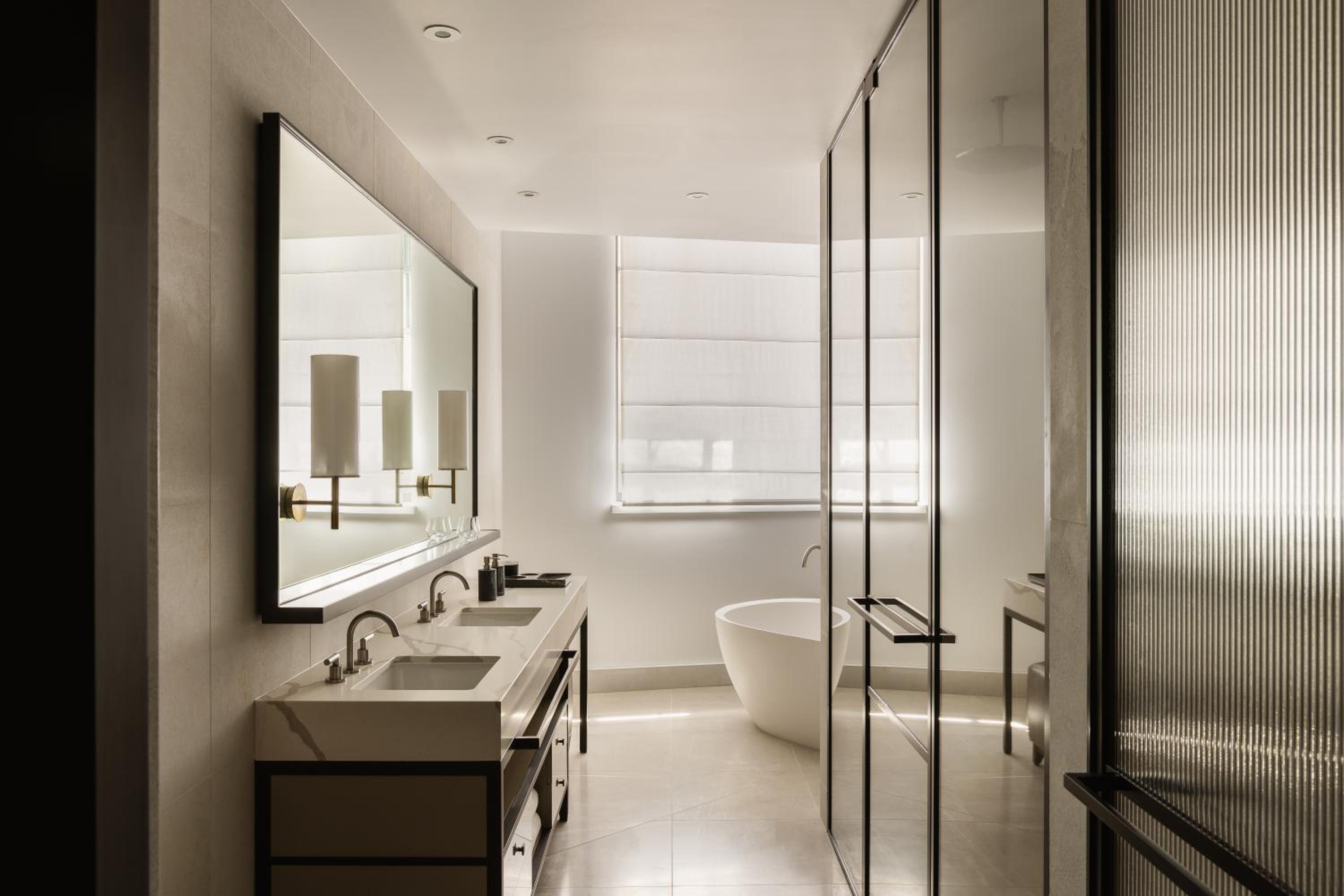 Deluxe Suite - Accessible