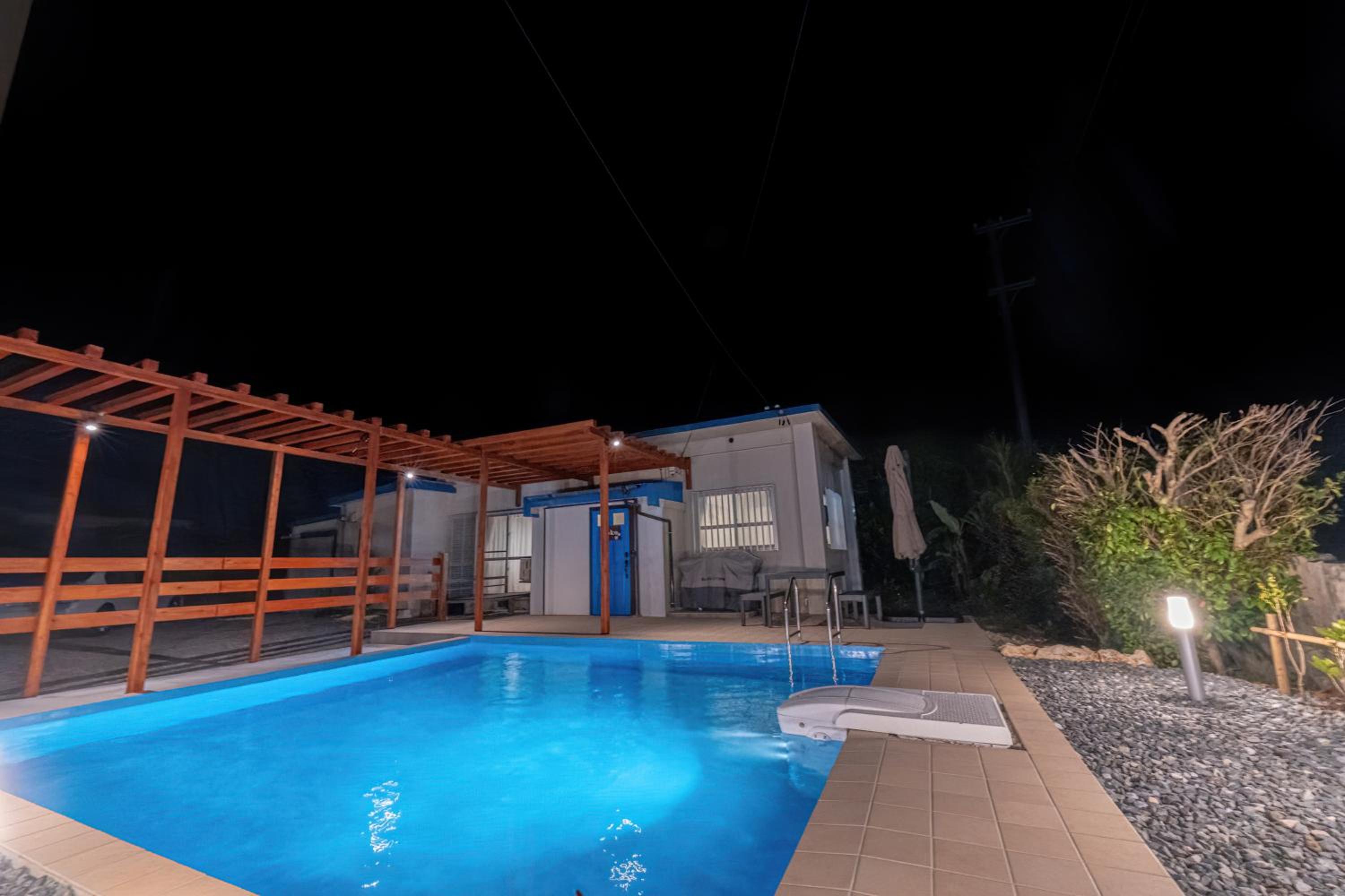 One-Bedroom Villa - Photo 14