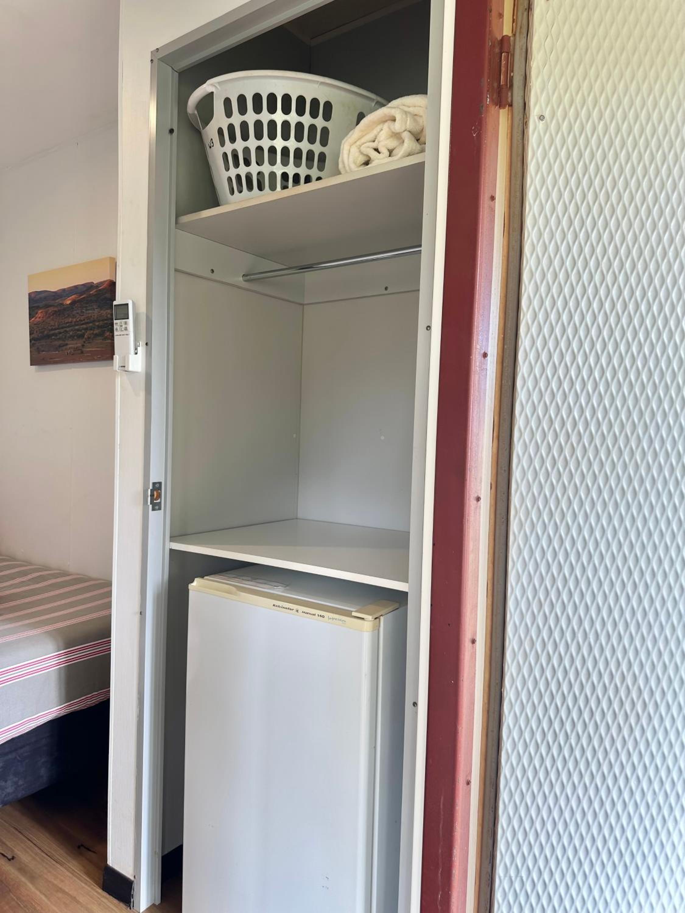 Double Room with Shared Bathroom photo 2