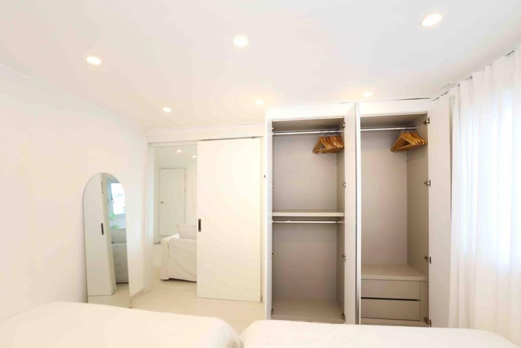 Three-Bedroom Apartment - Photo 21