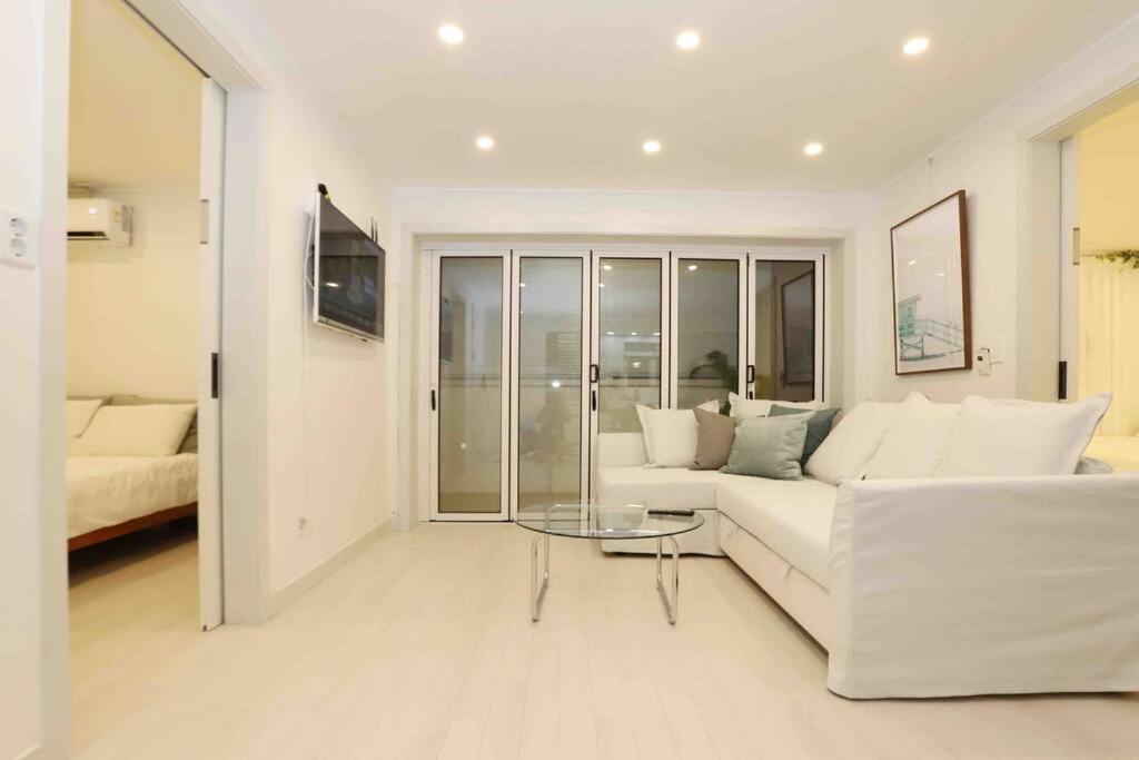 Three-Bedroom Apartment - Photo 16
