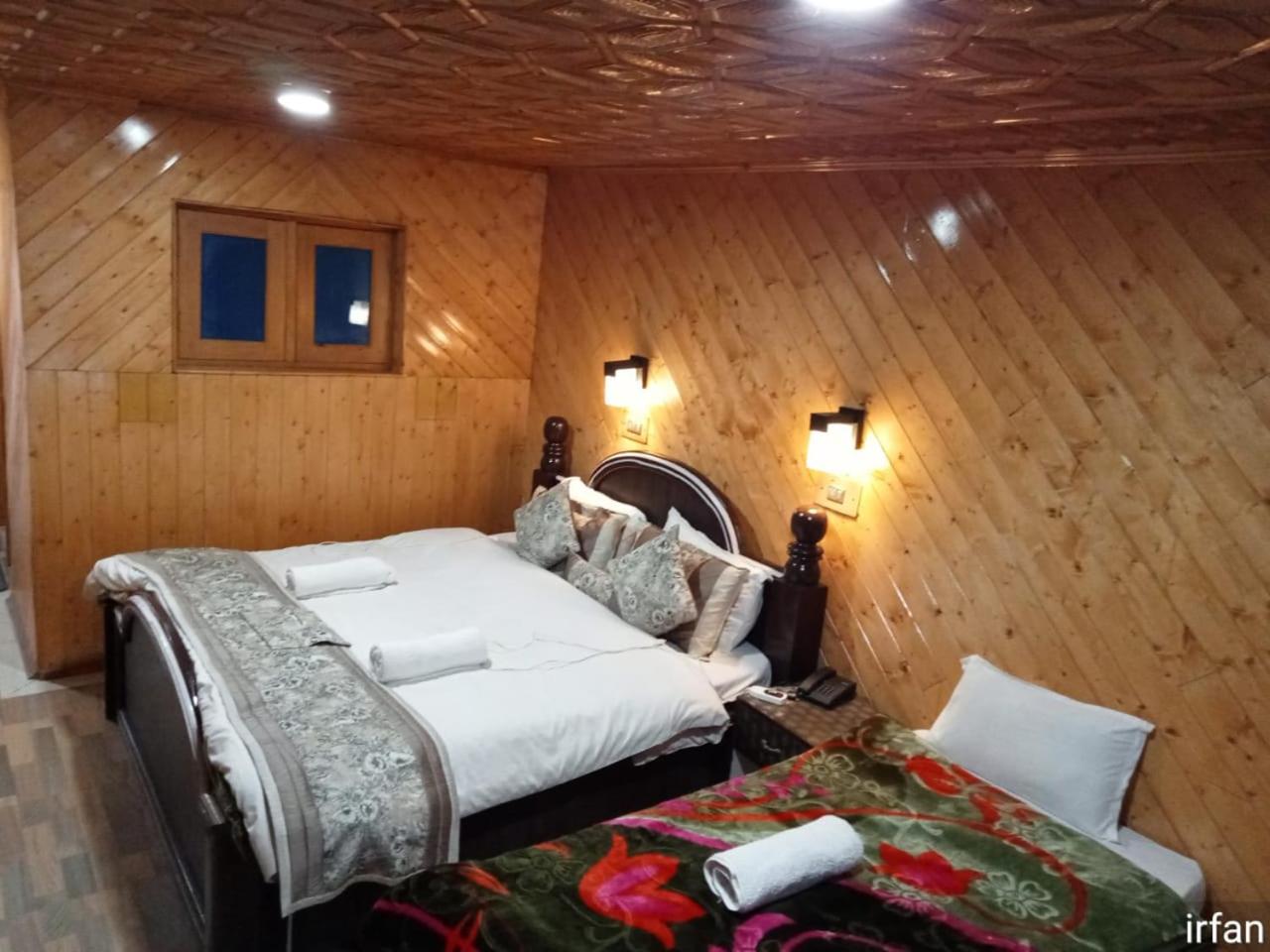 Deluxe Triple Room - Photo 5