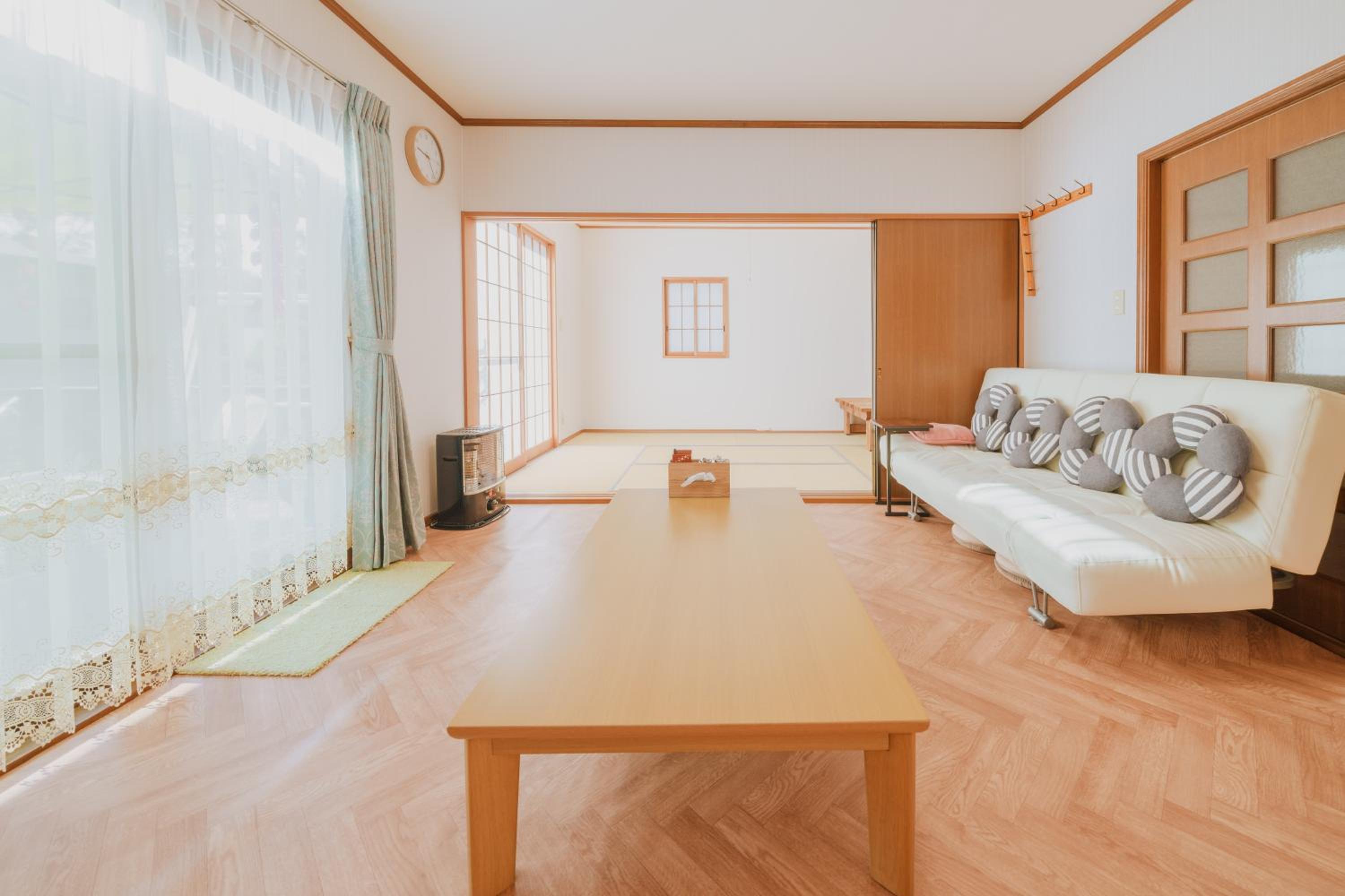 Three-Bedroom Villa photo 3