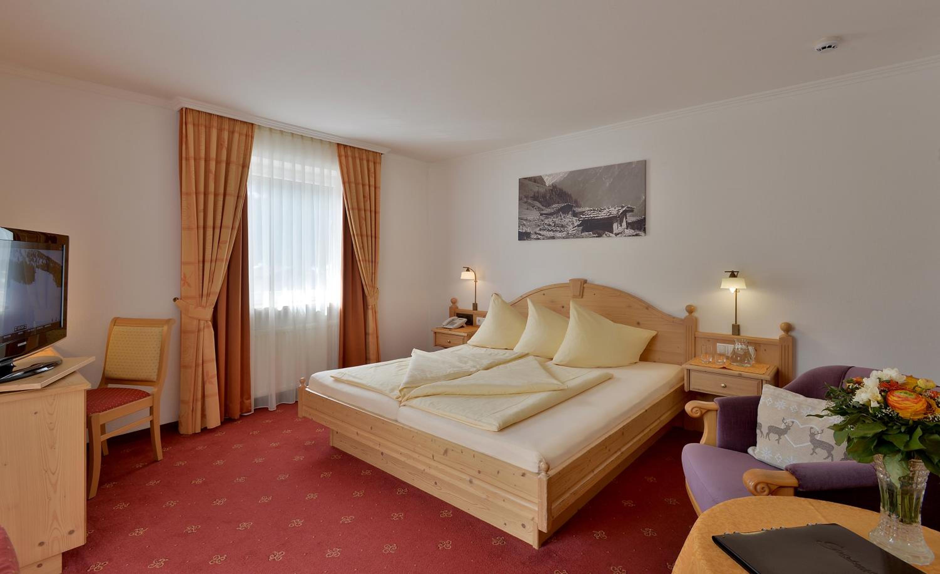 Comfort Double Room with Balcony - Photo 4