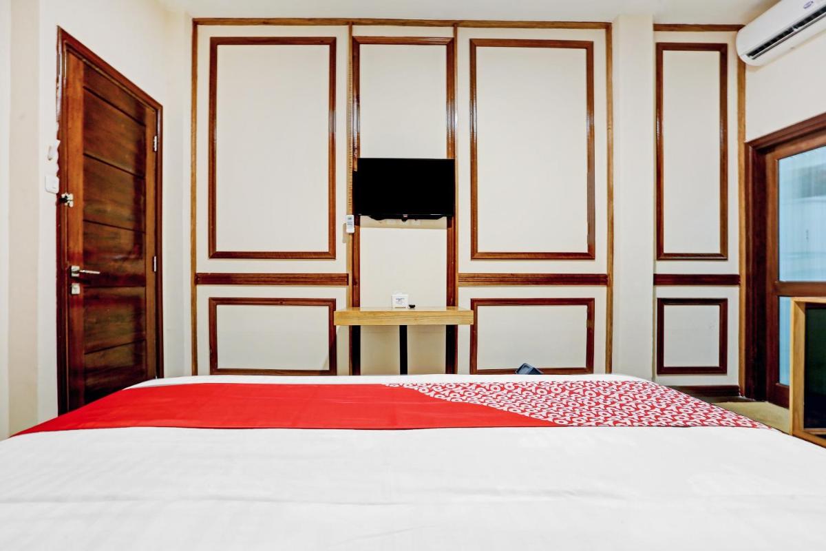 Deluxe Double Room - Photo 9