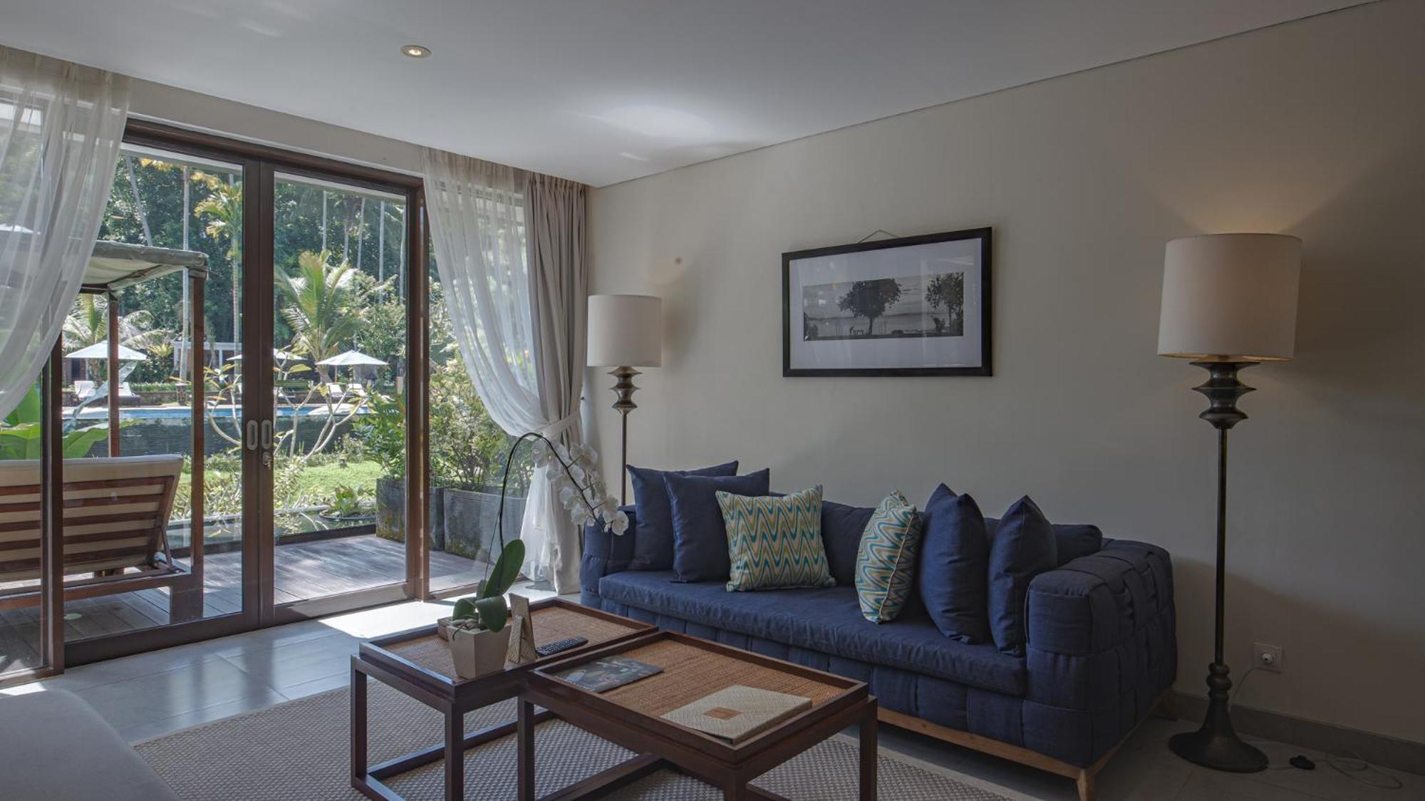 Suite with Pool View and Free Exclusive Benefit