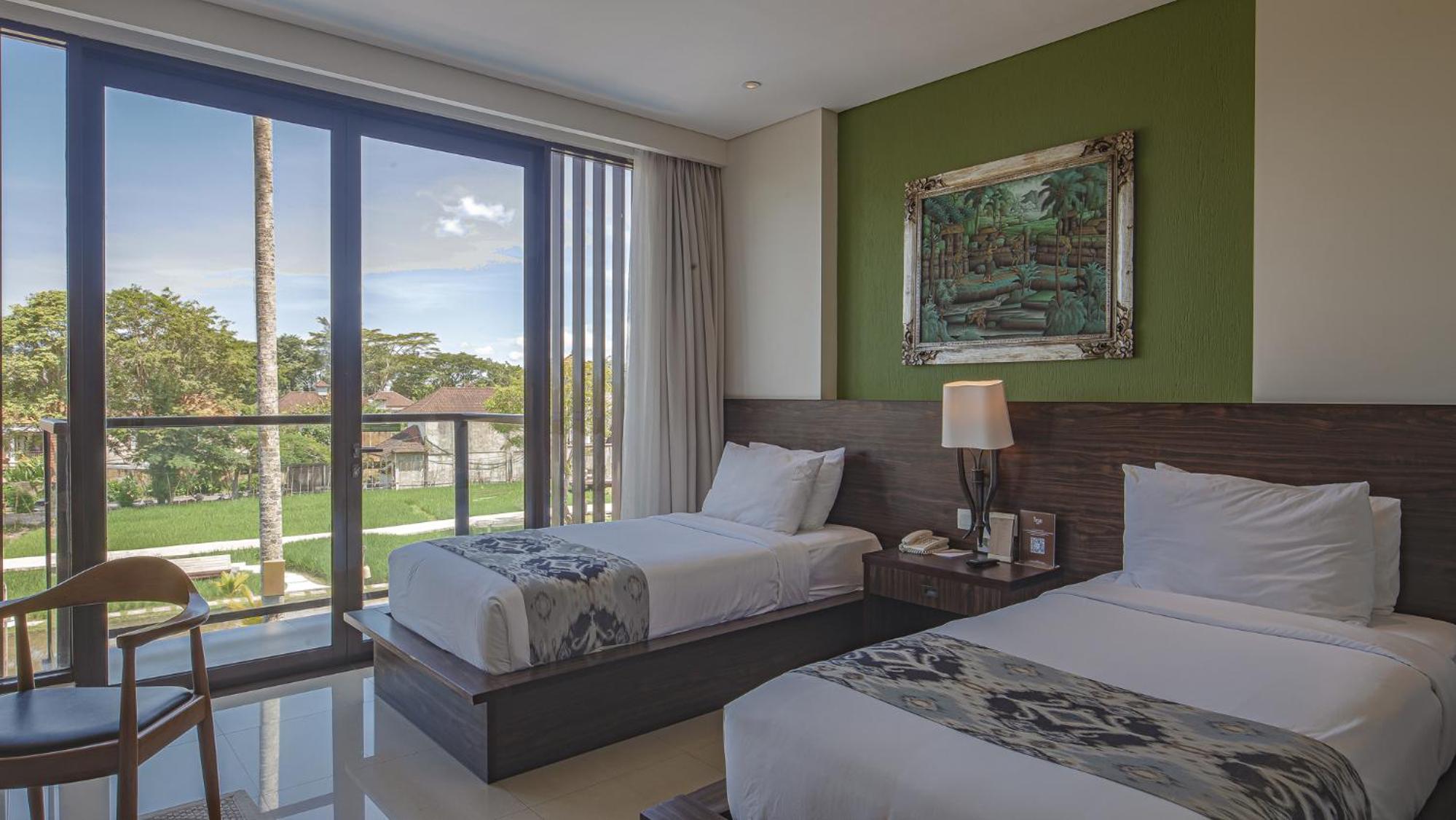 Deluxe Premier with Balcony and Free Exclusive Benefit