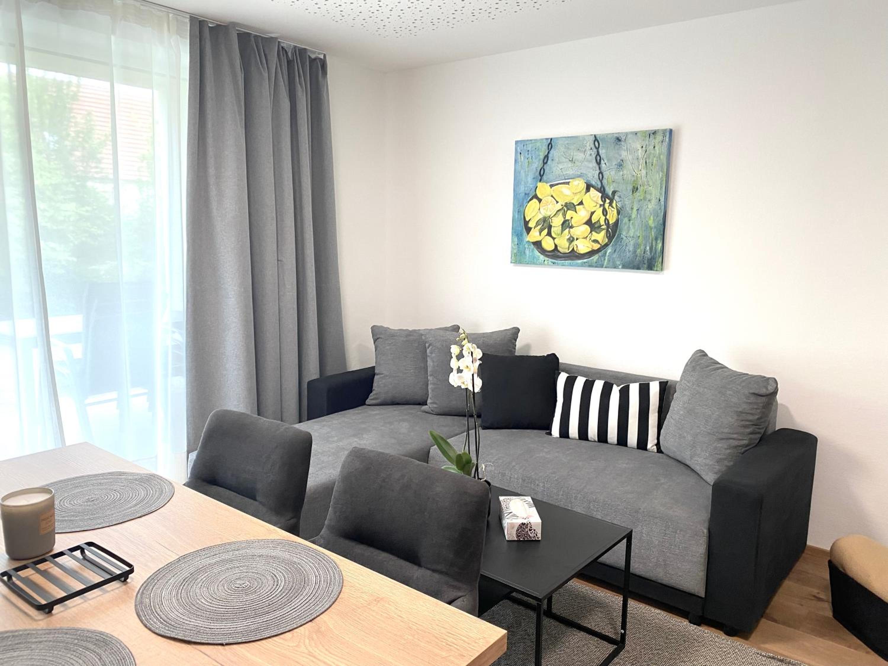 Apartment photo 1