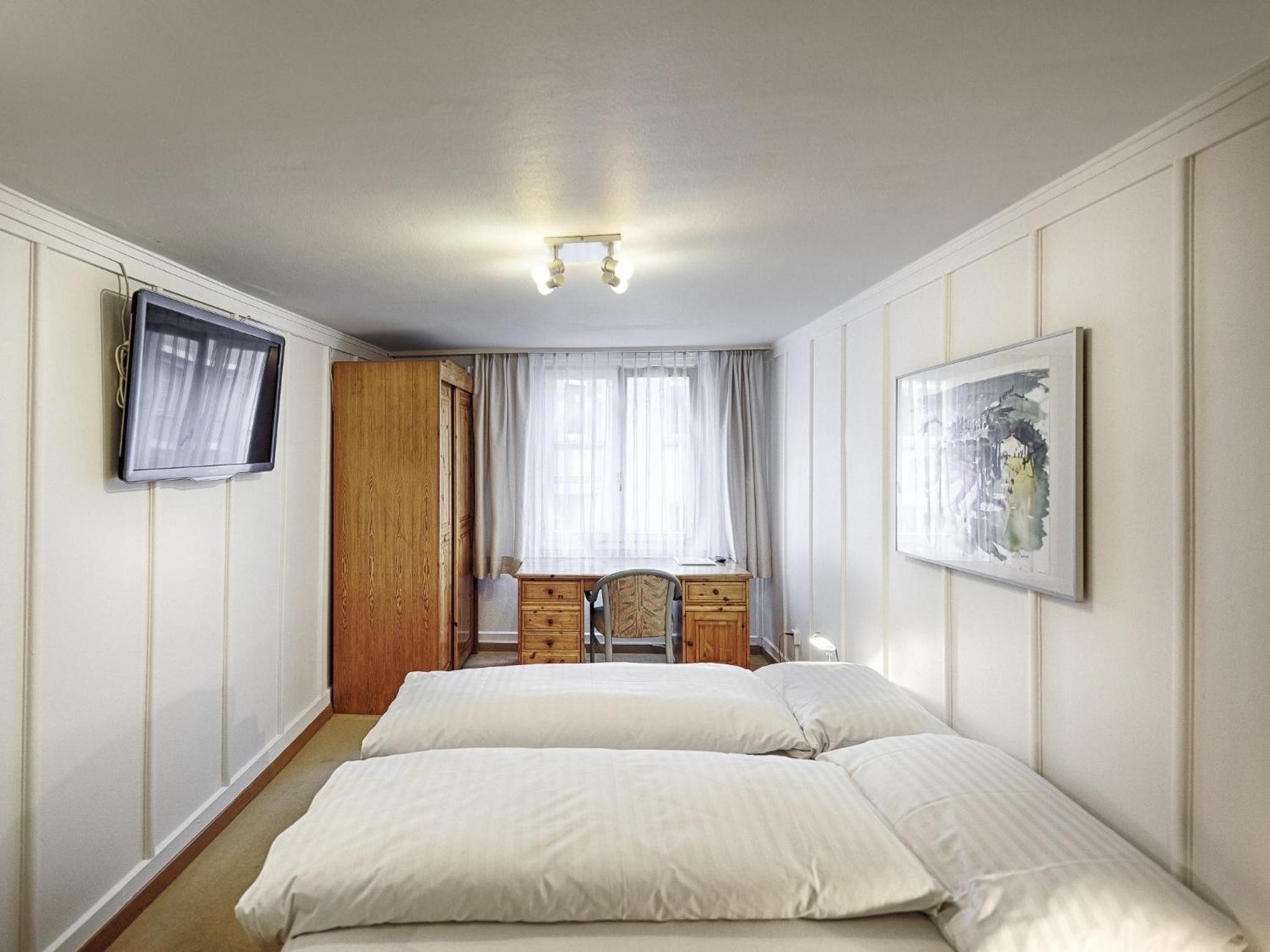 Double Room with Shared Bathroom photo 1