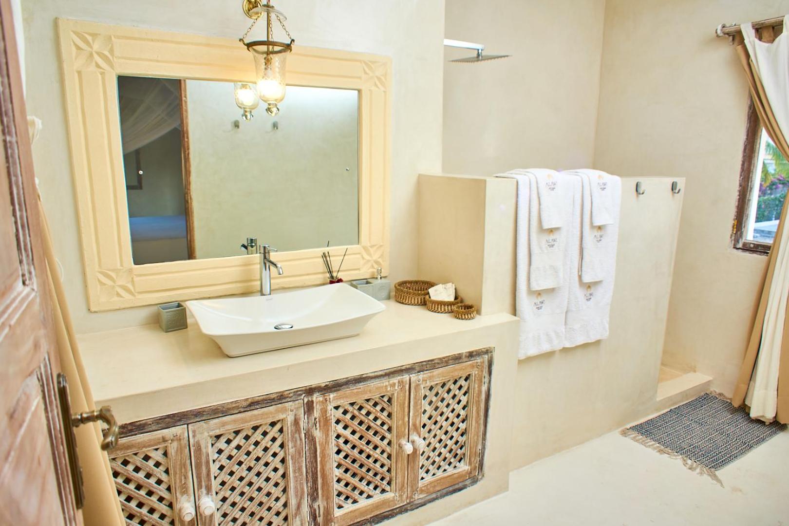 Deluxe Double Room with Sea View photo 3