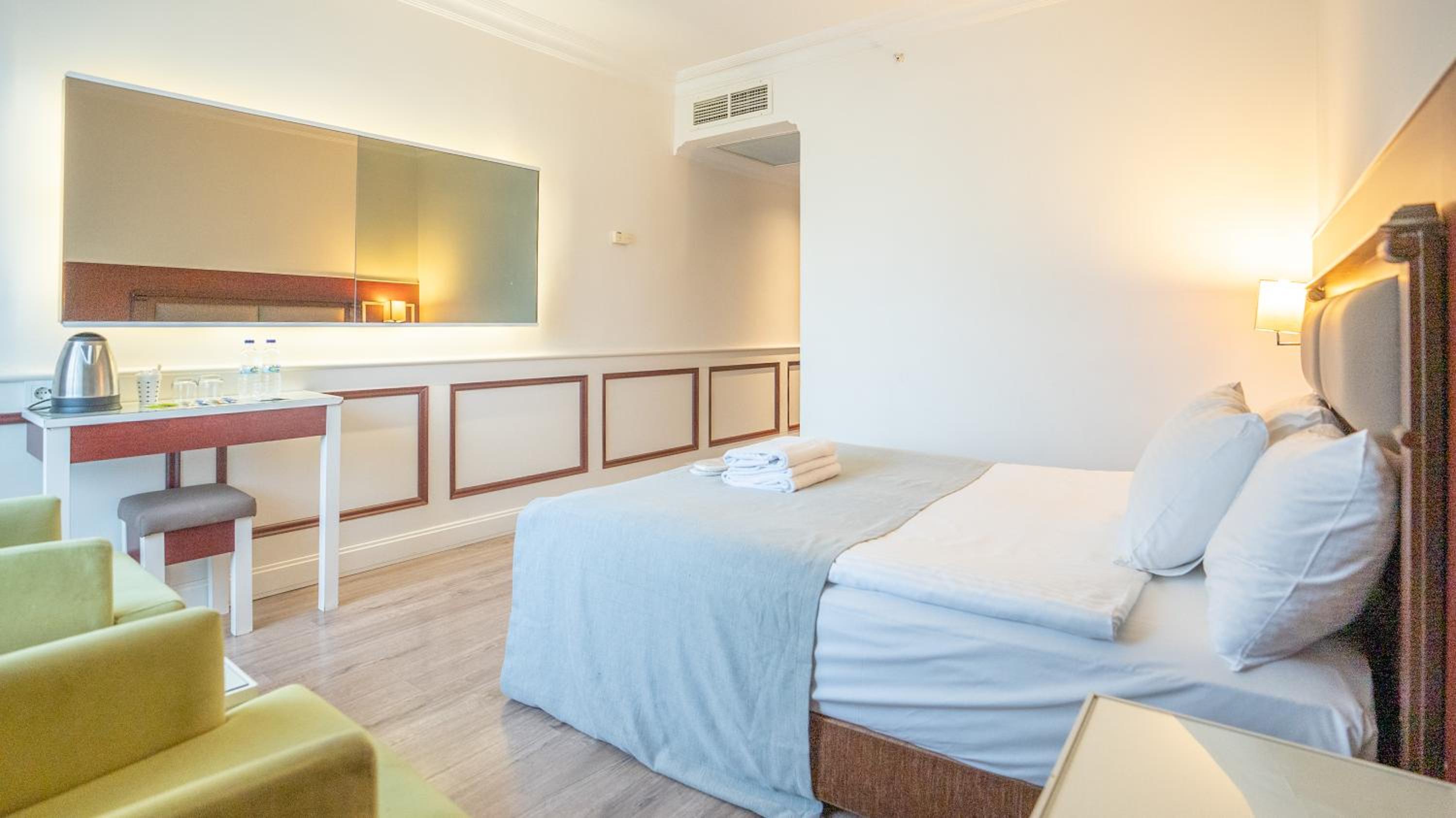 Double or Twin Room photo 1