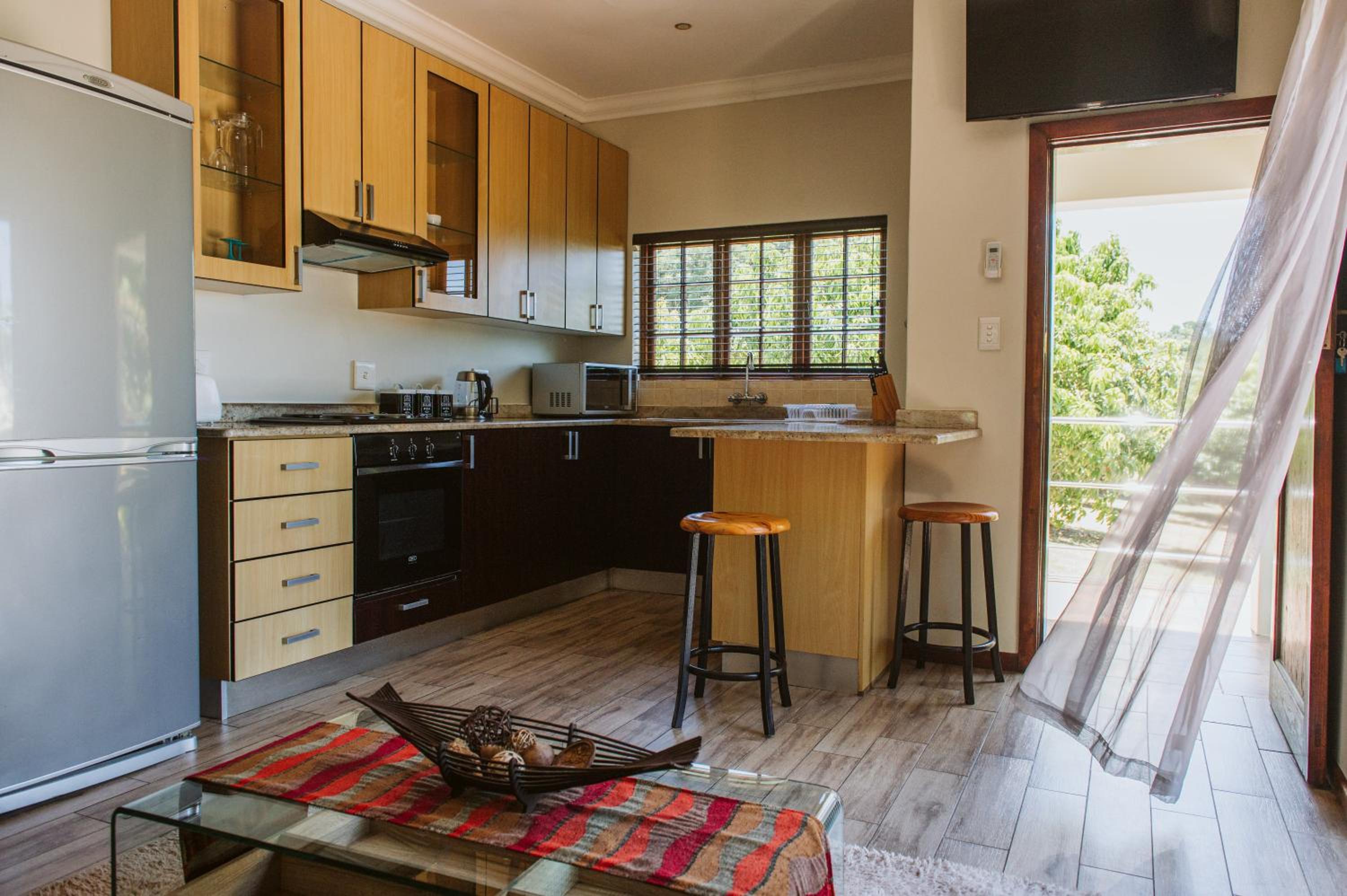 One-Bedroom Apartment with Splash Pool - Photo 4