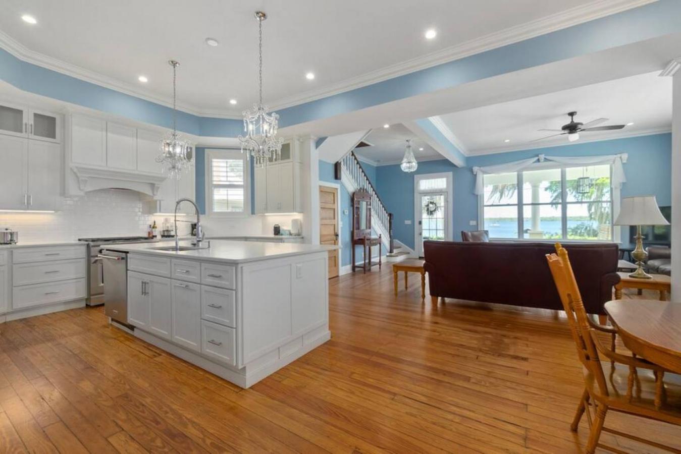Vacation Home photo 2