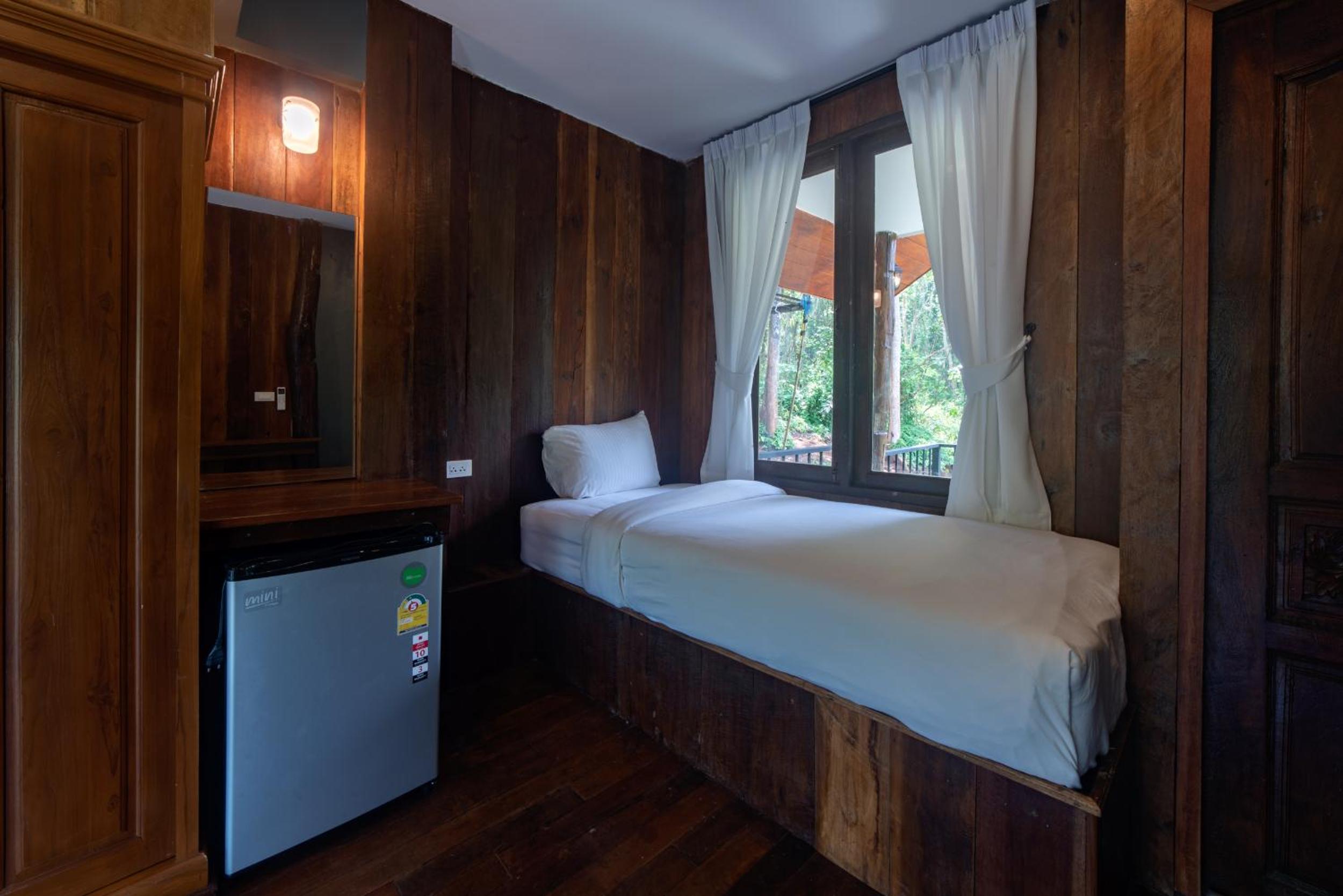 Executive Triple Room - Photo 11
