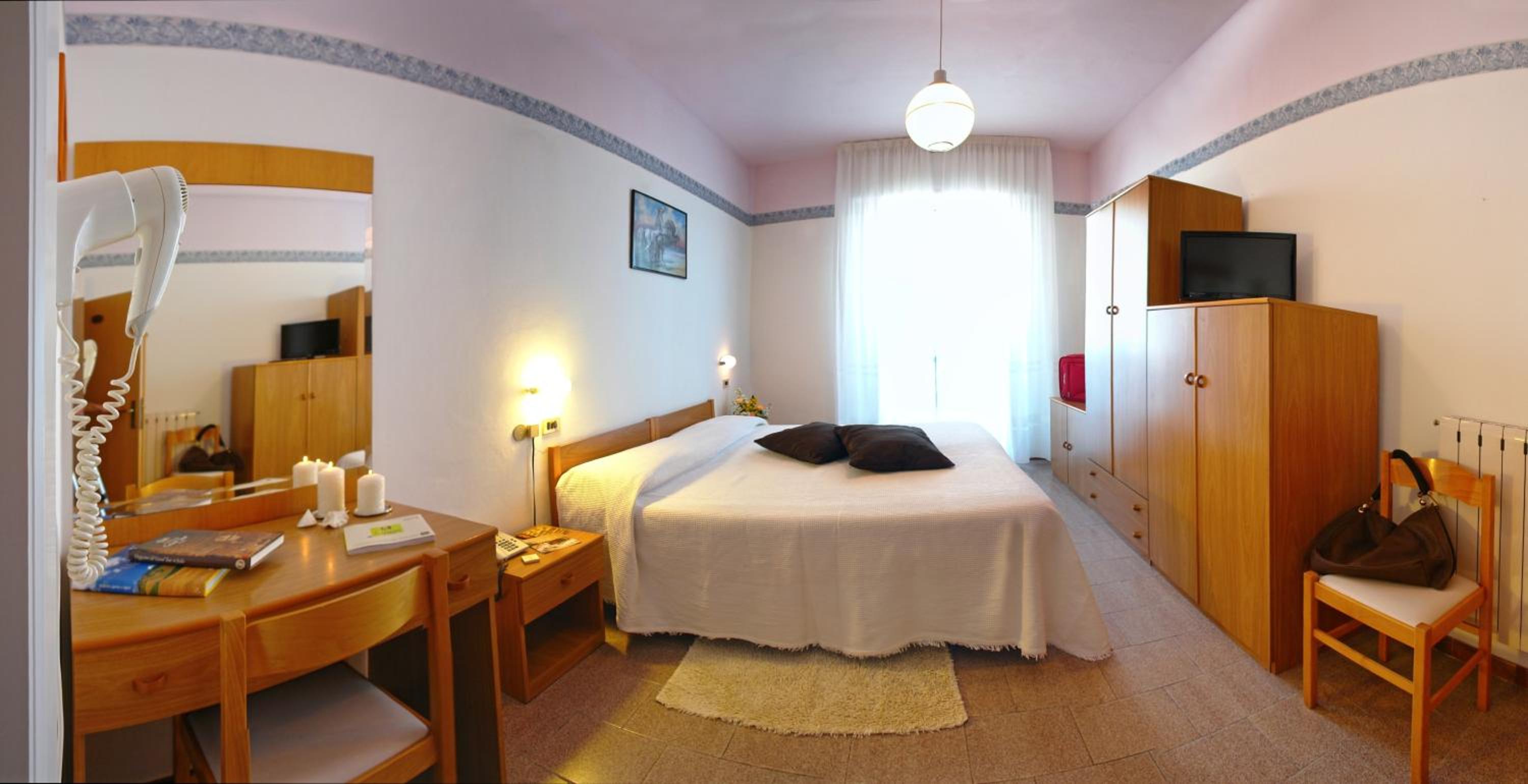 Double Room with Sea View photo 1