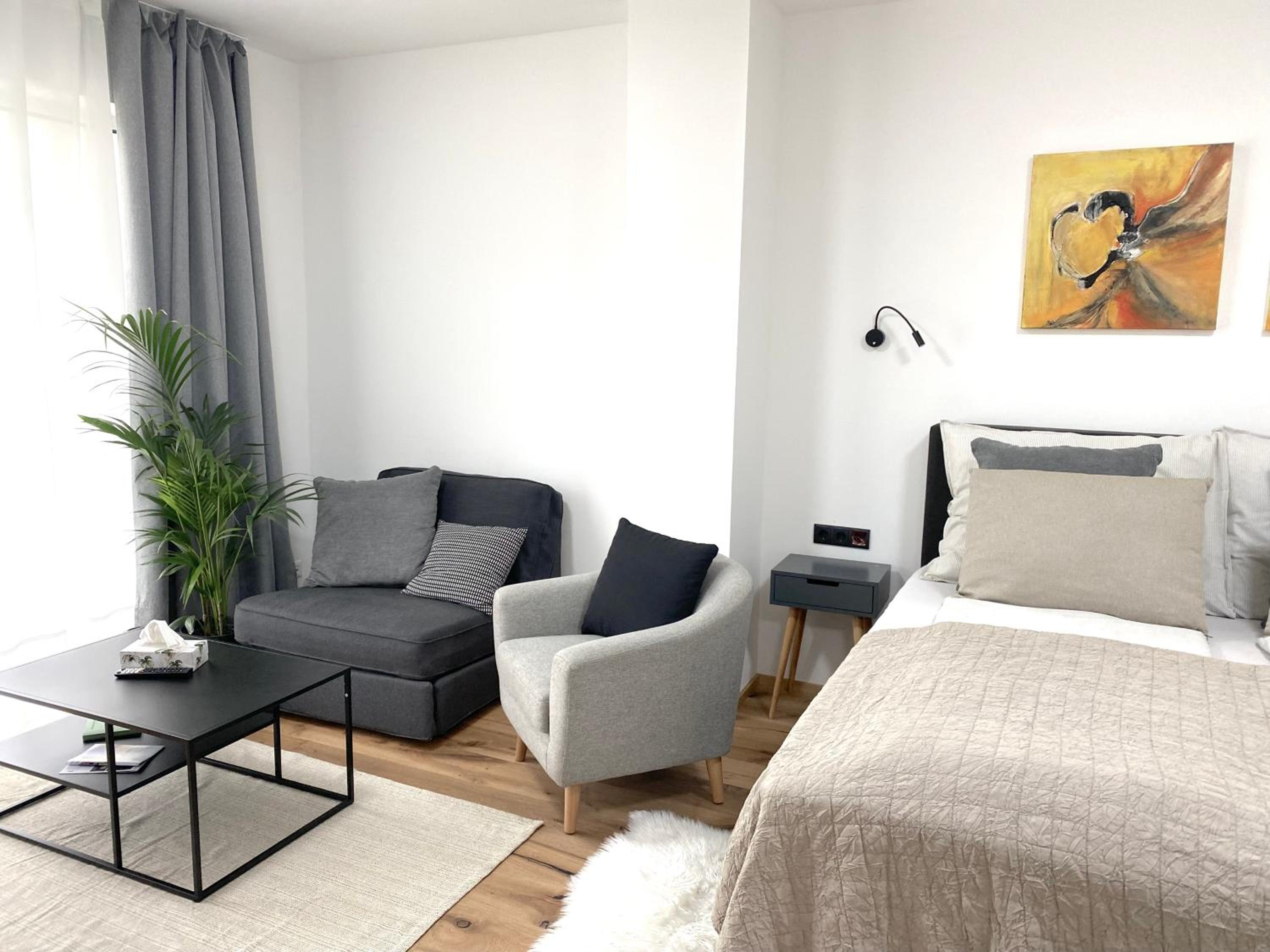 Apartment photo 2