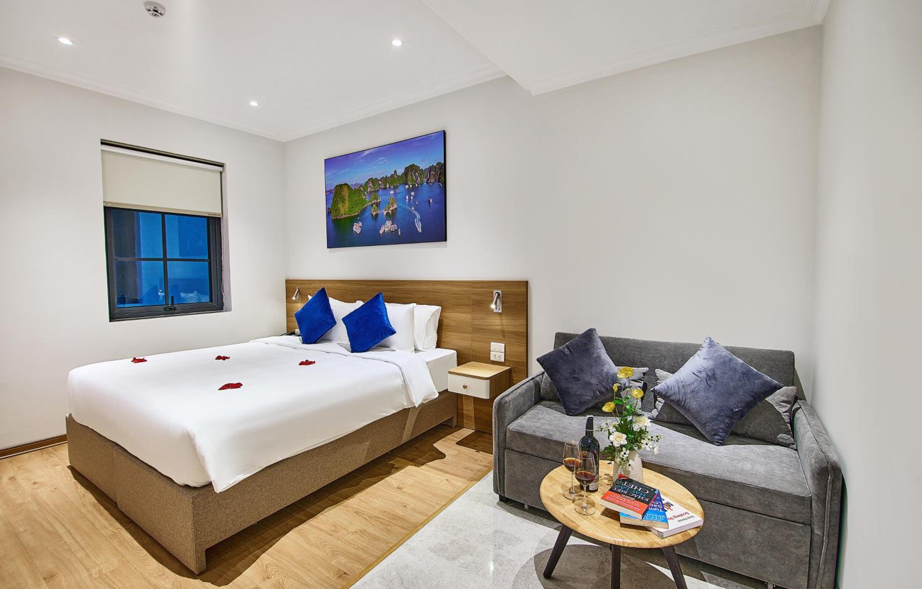 Superior Double or Twin Room with City View photo 3