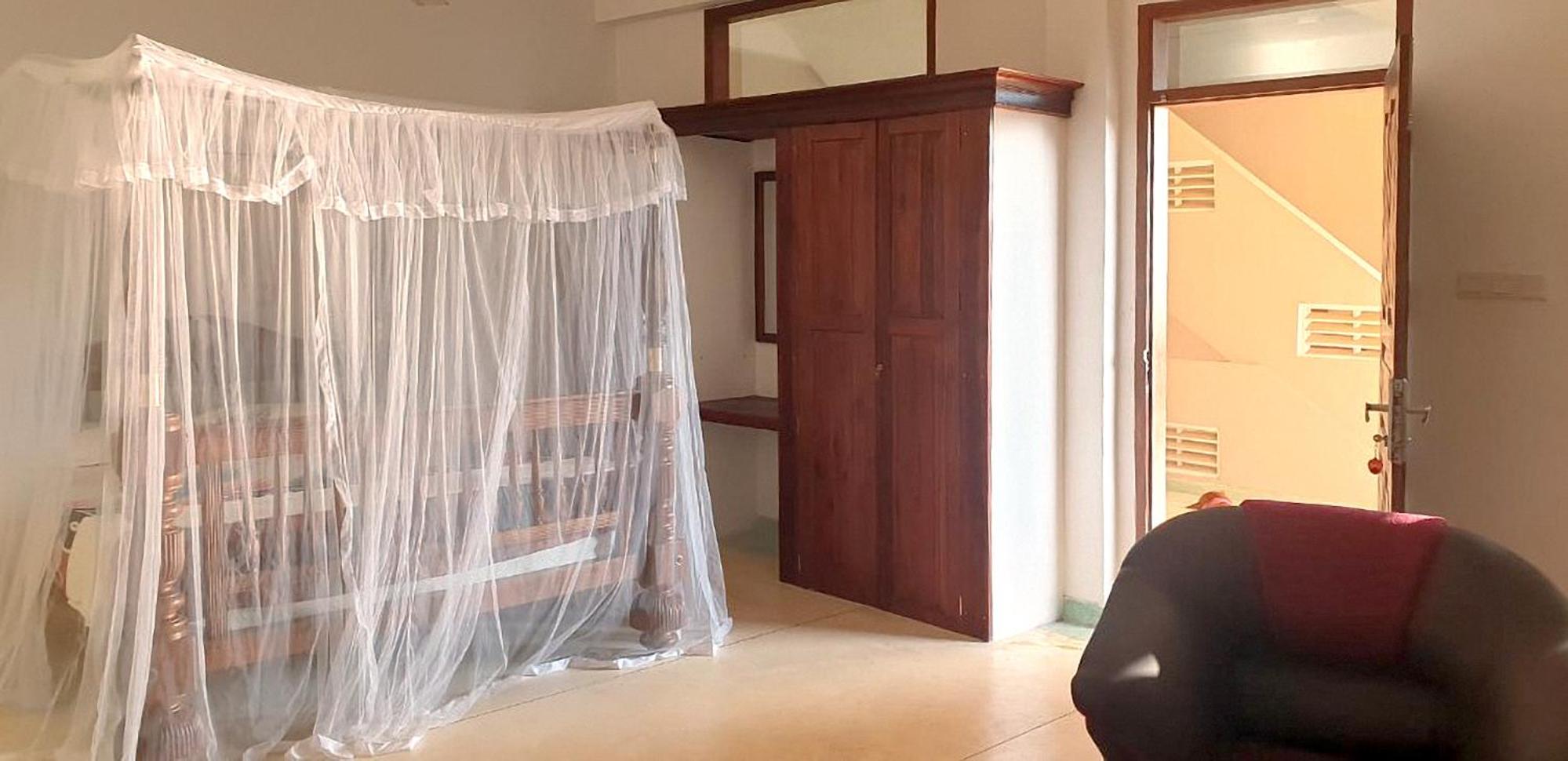Family Room with Side Sea View photo 3