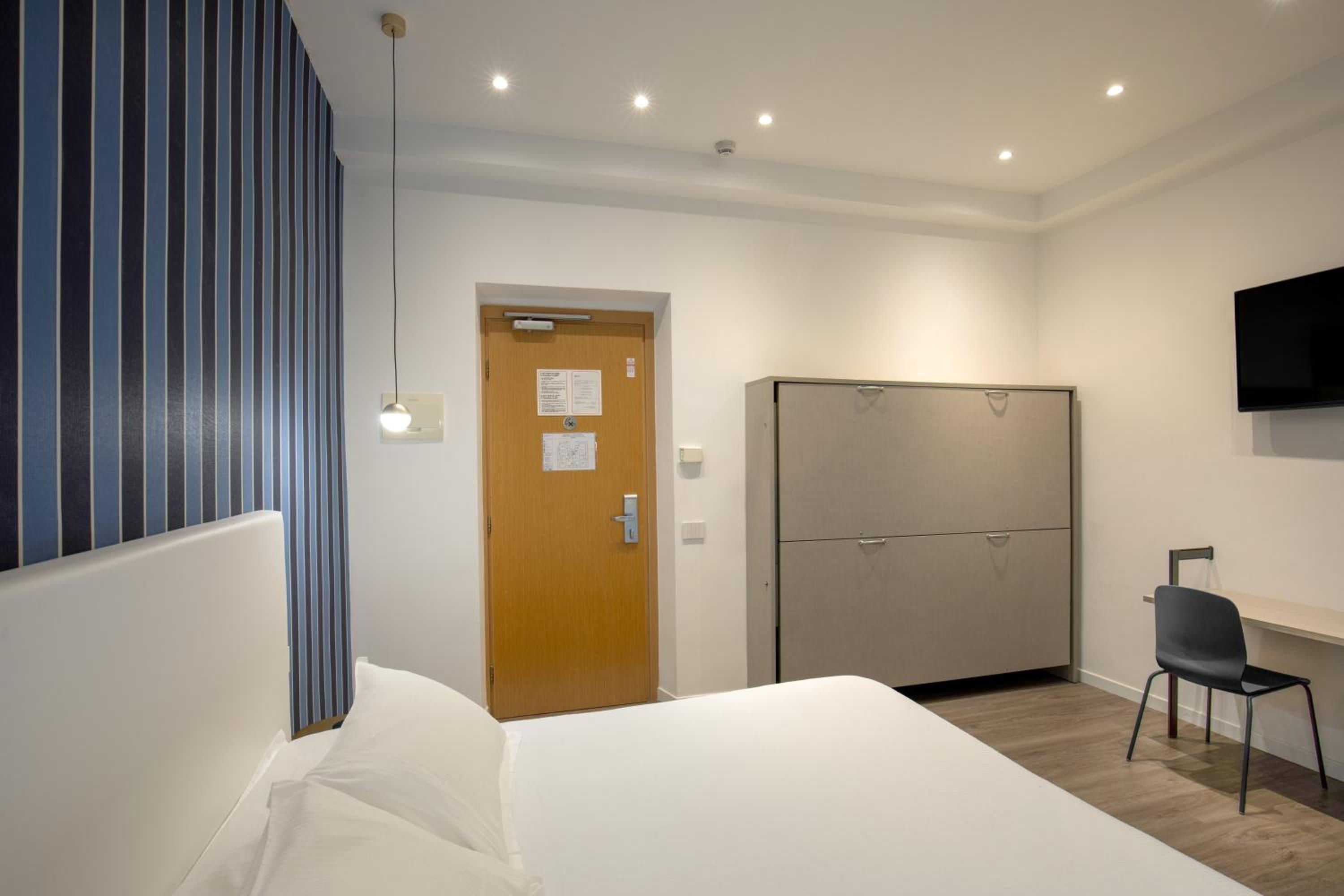 Triple Room with Sea View photo 2