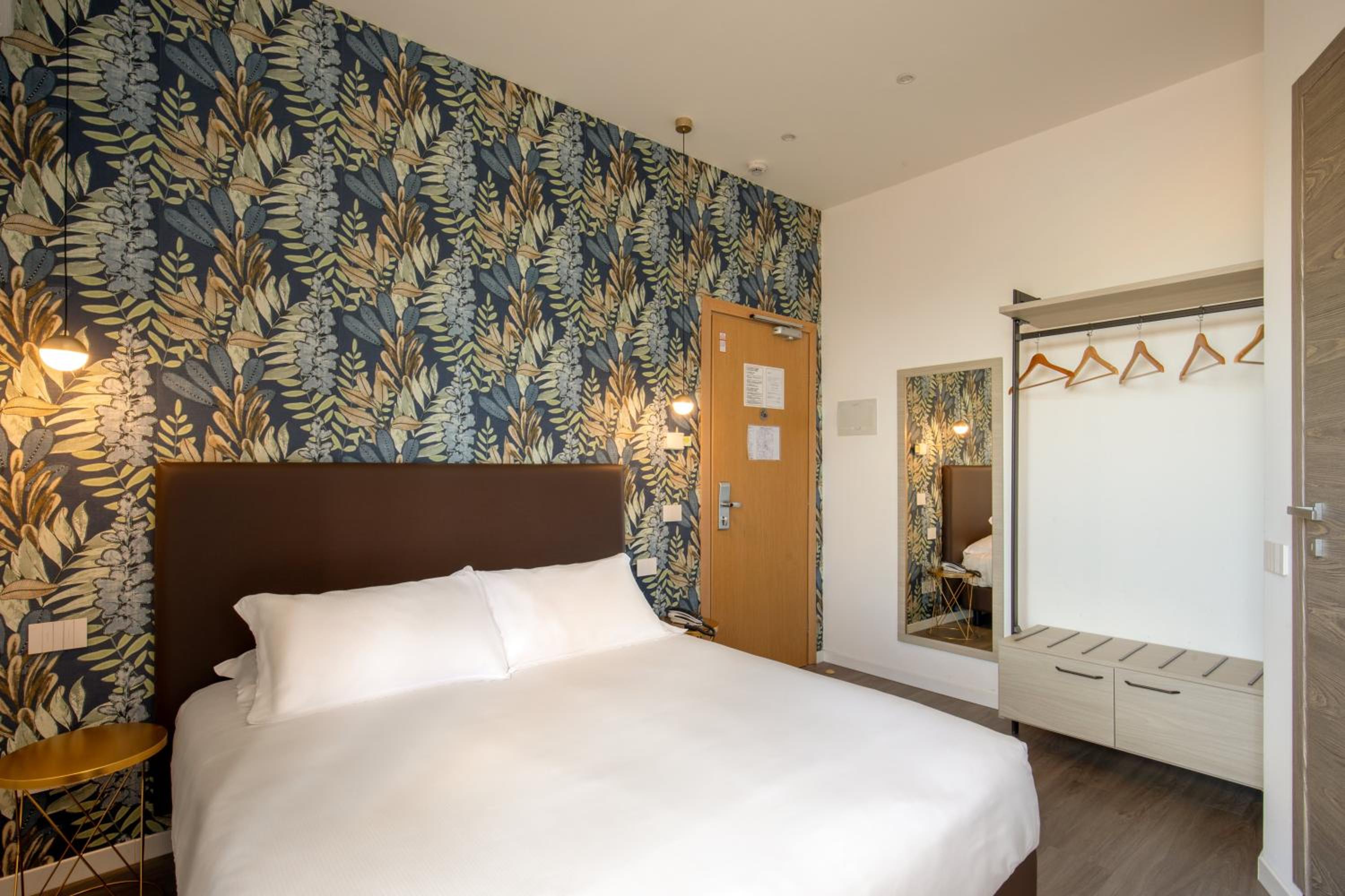 Double or Twin Room with Sea View photo 2