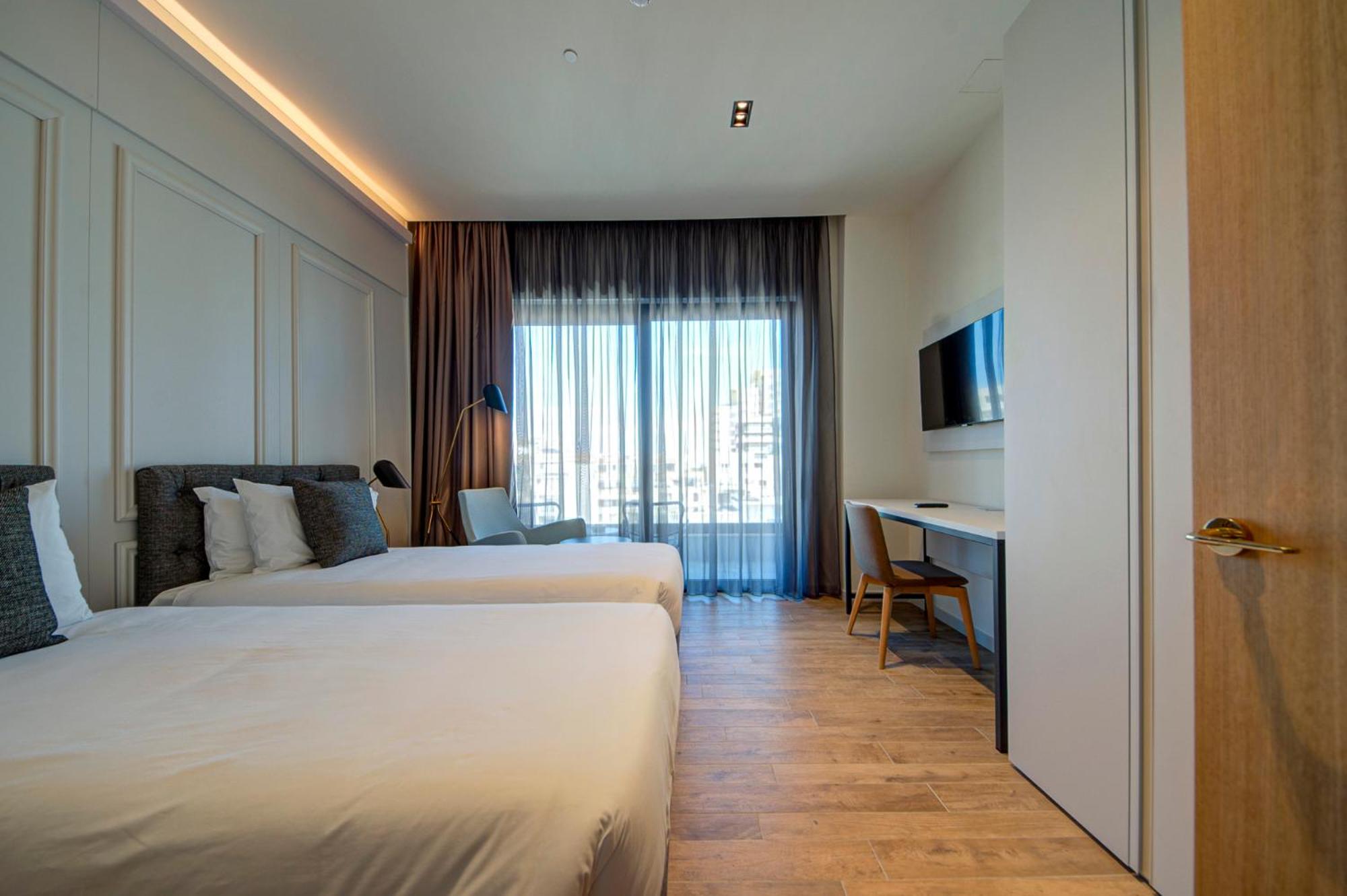 Apartment with Sea View photo 2