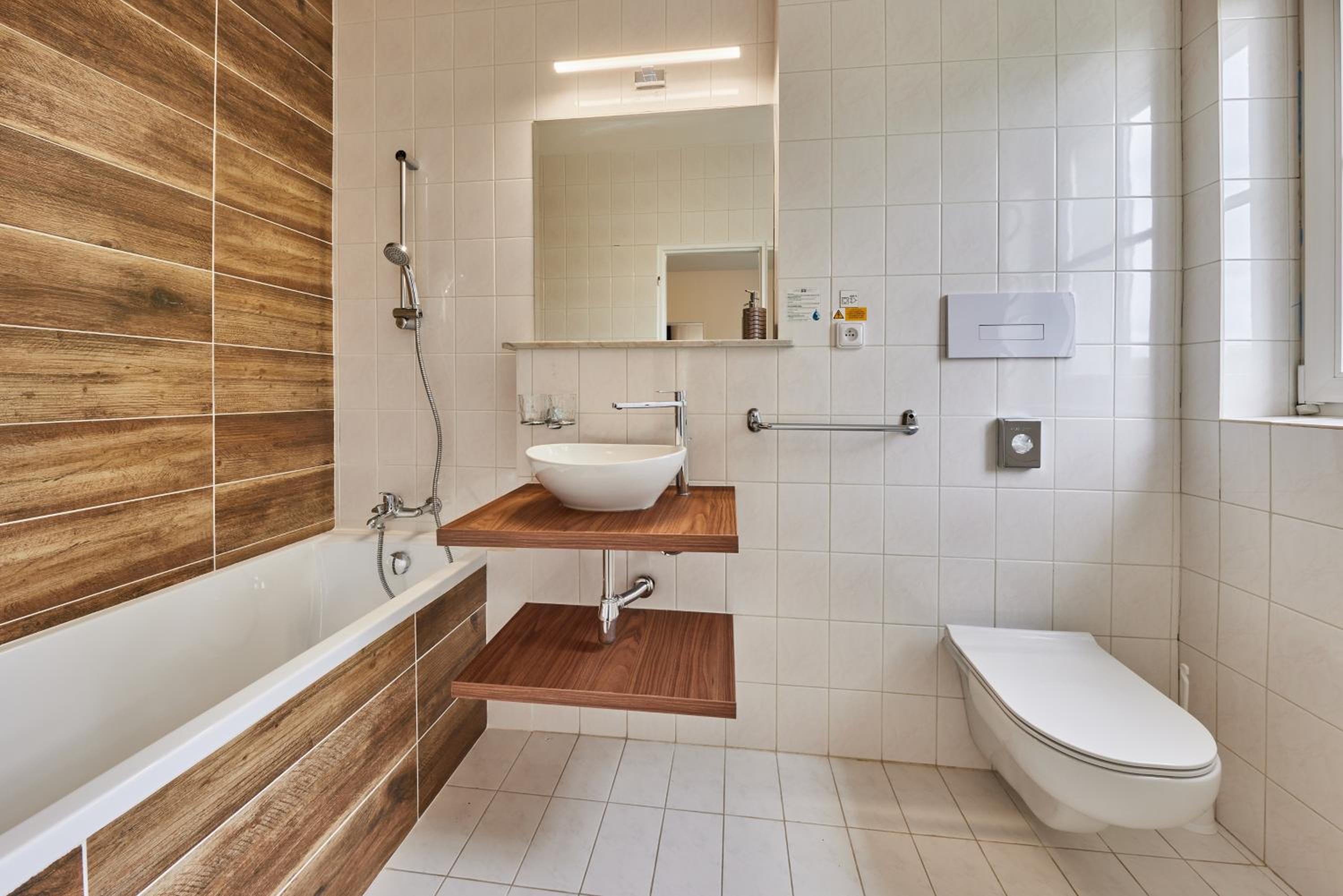 Standard Apartment - Photo 2