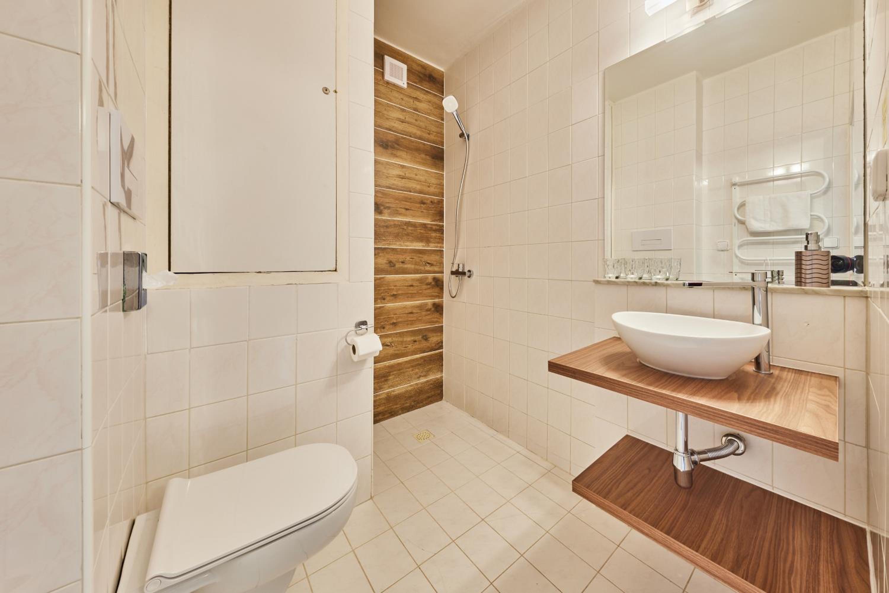 Triple Room - Photo 2