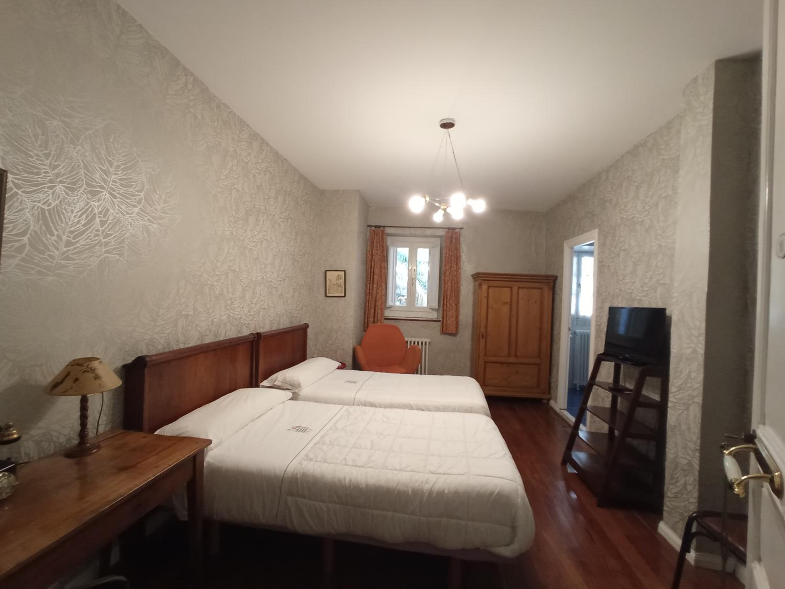 Habitación Doble o con Dos Camas
