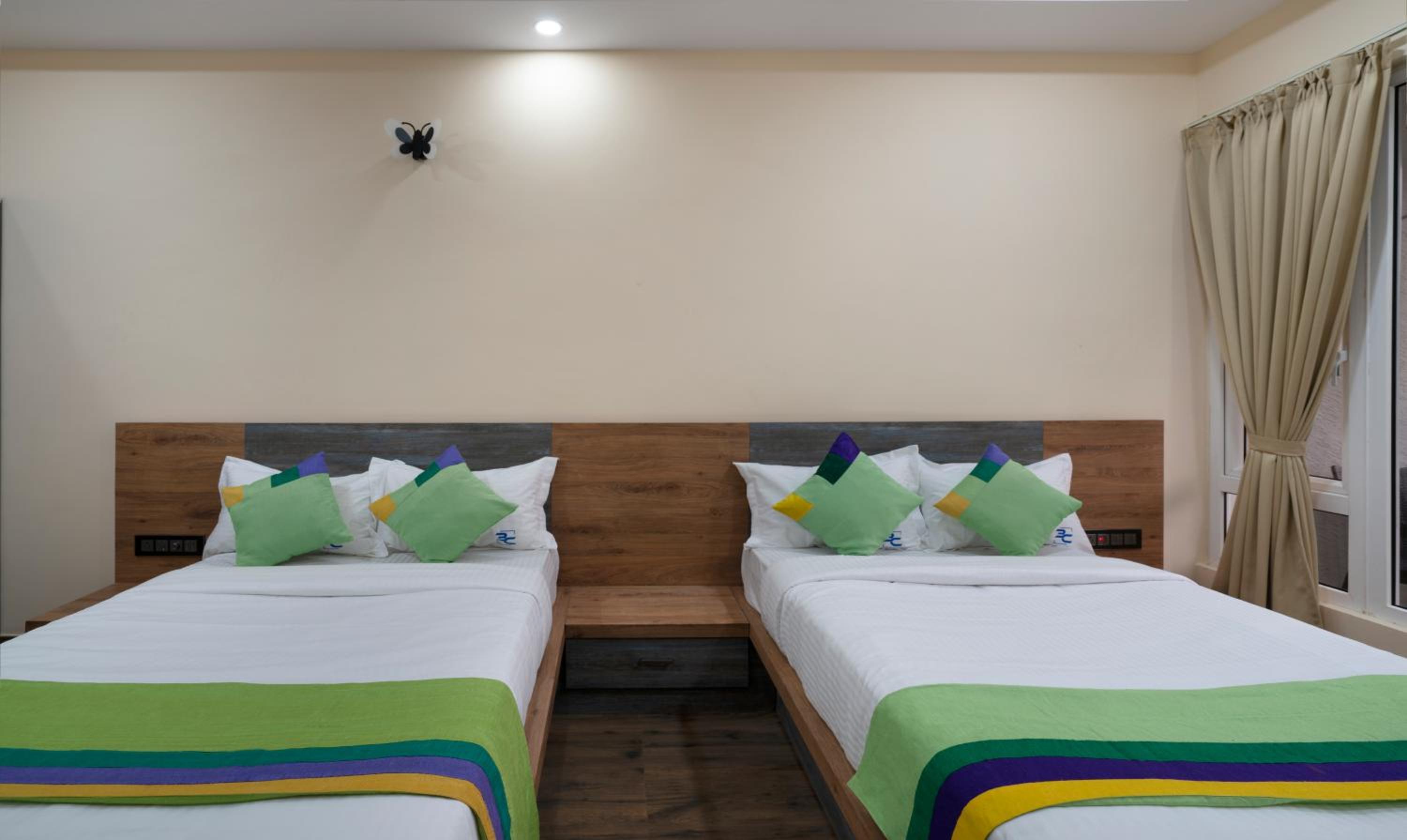 Deluxe Room with Mountain View photo 3
