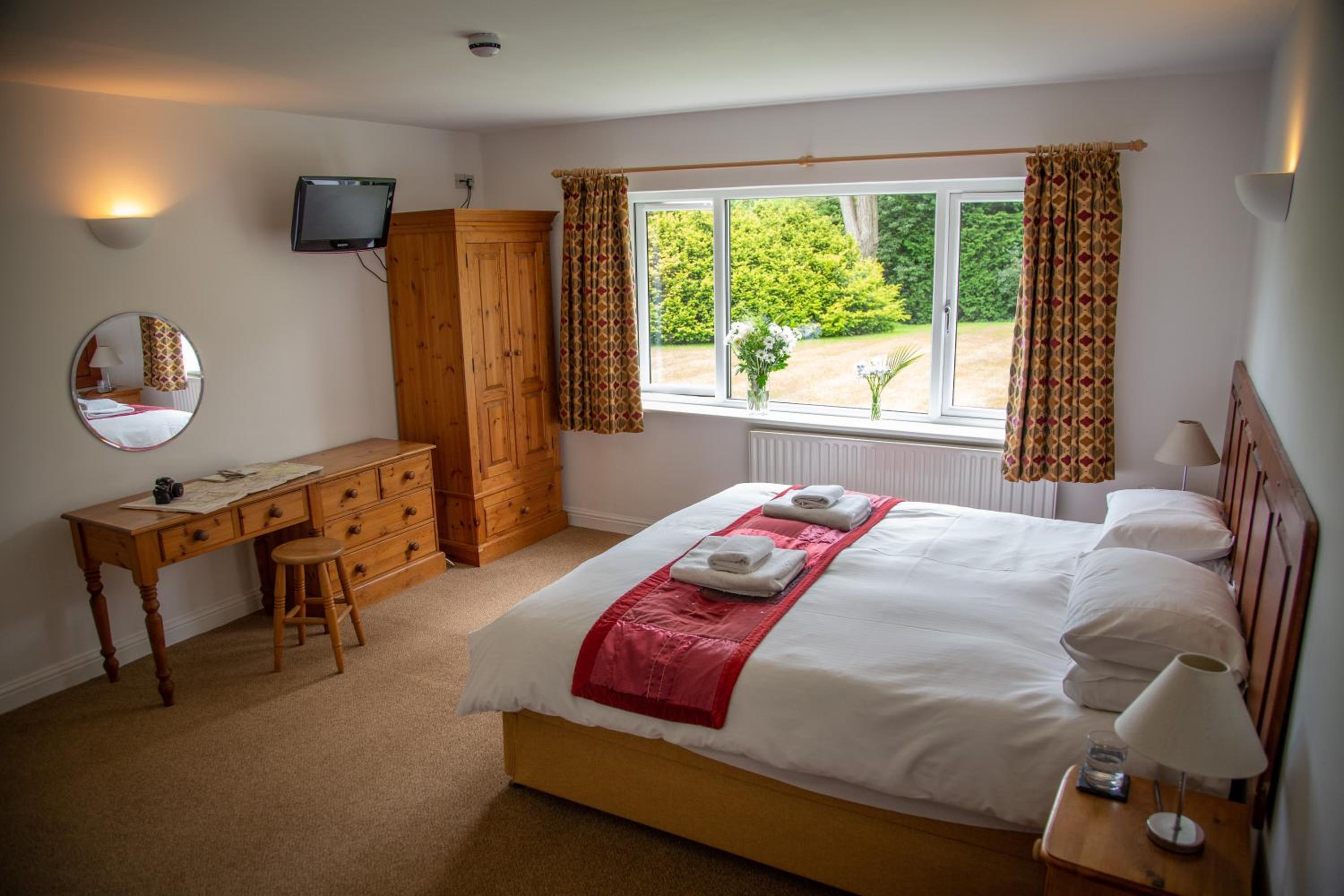 Double or Twin Room with Garden View photo 1